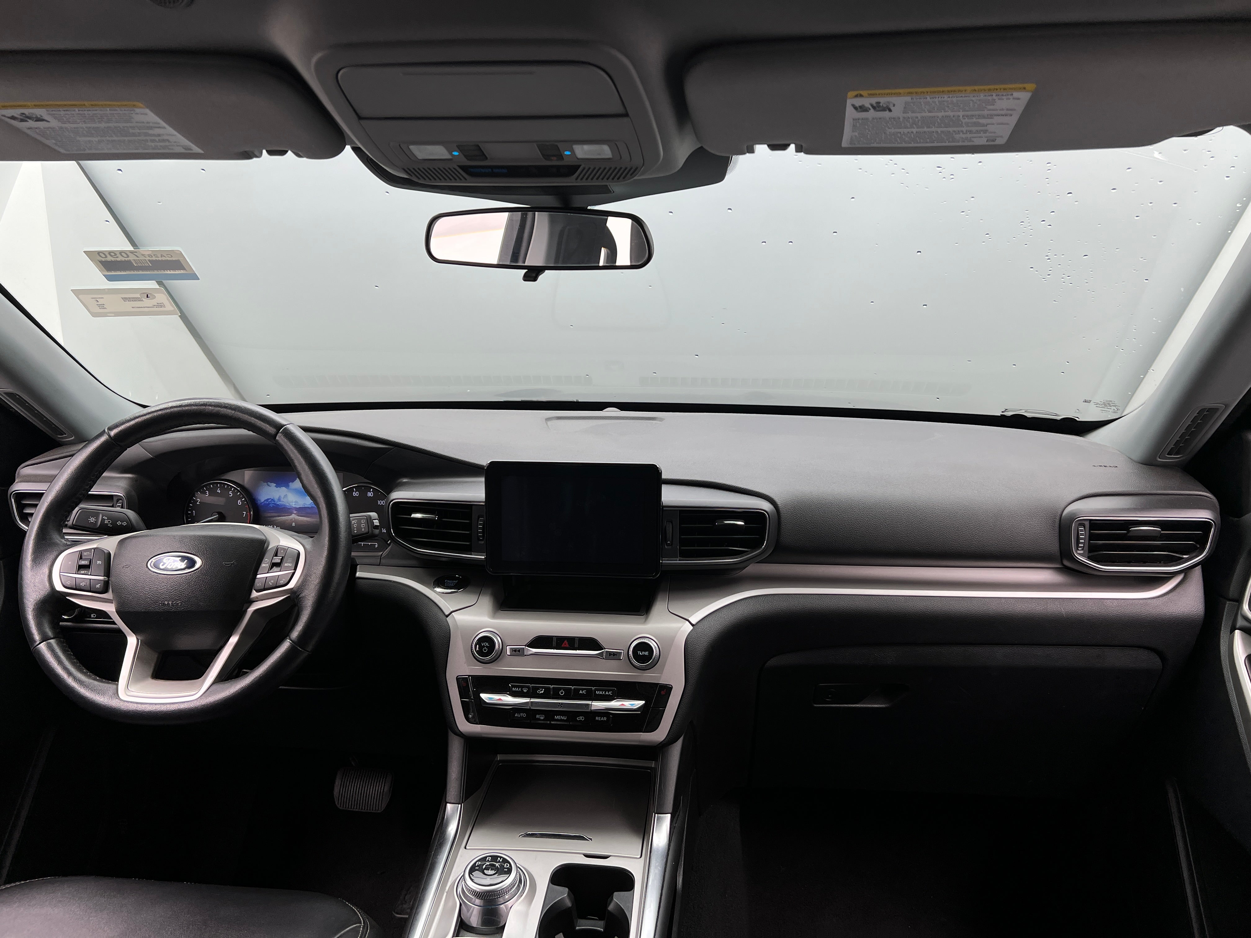 2023 Ford Explorer XLT 3