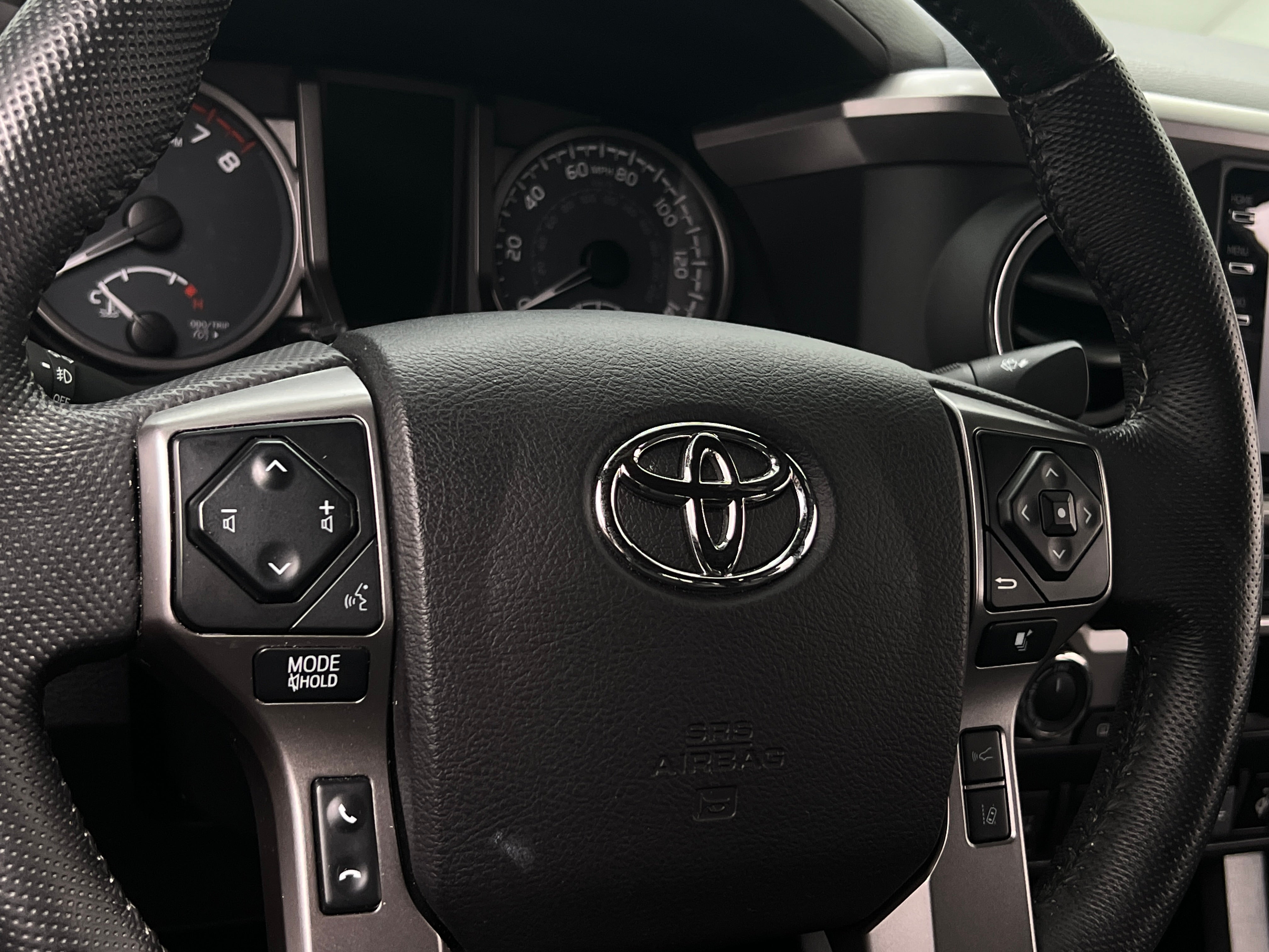 2021 Toyota Tacoma Limited 4