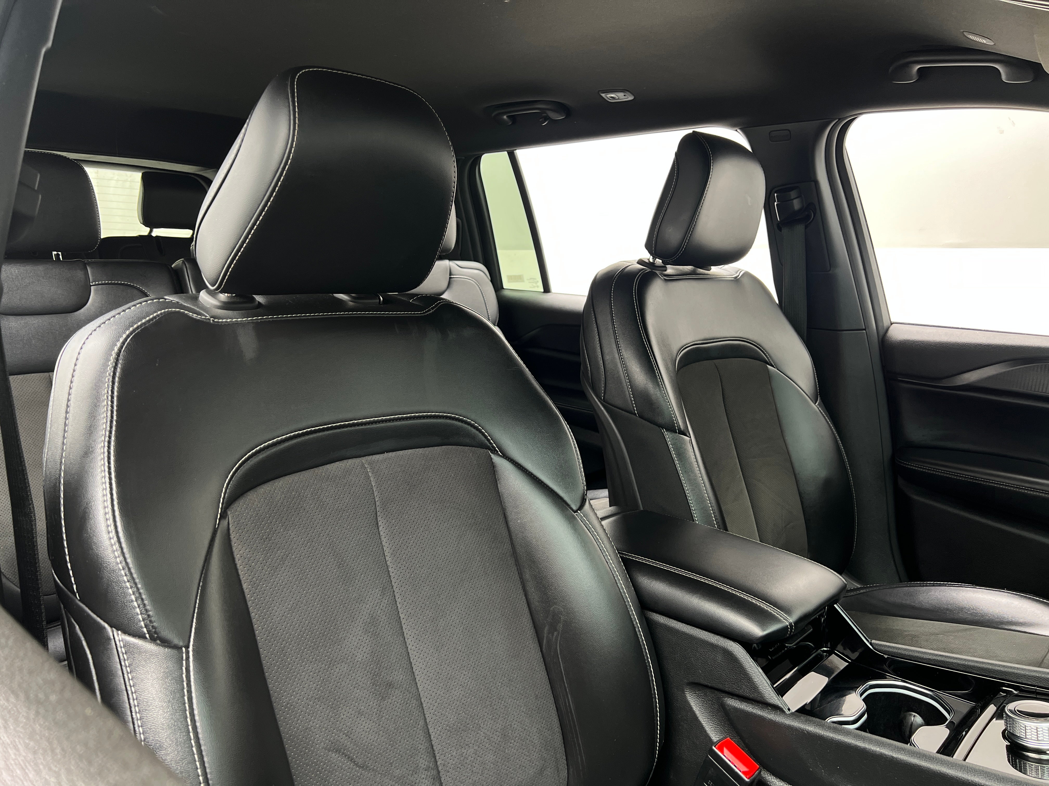 2023 Jeep Grand Cherokee L Altitude 2