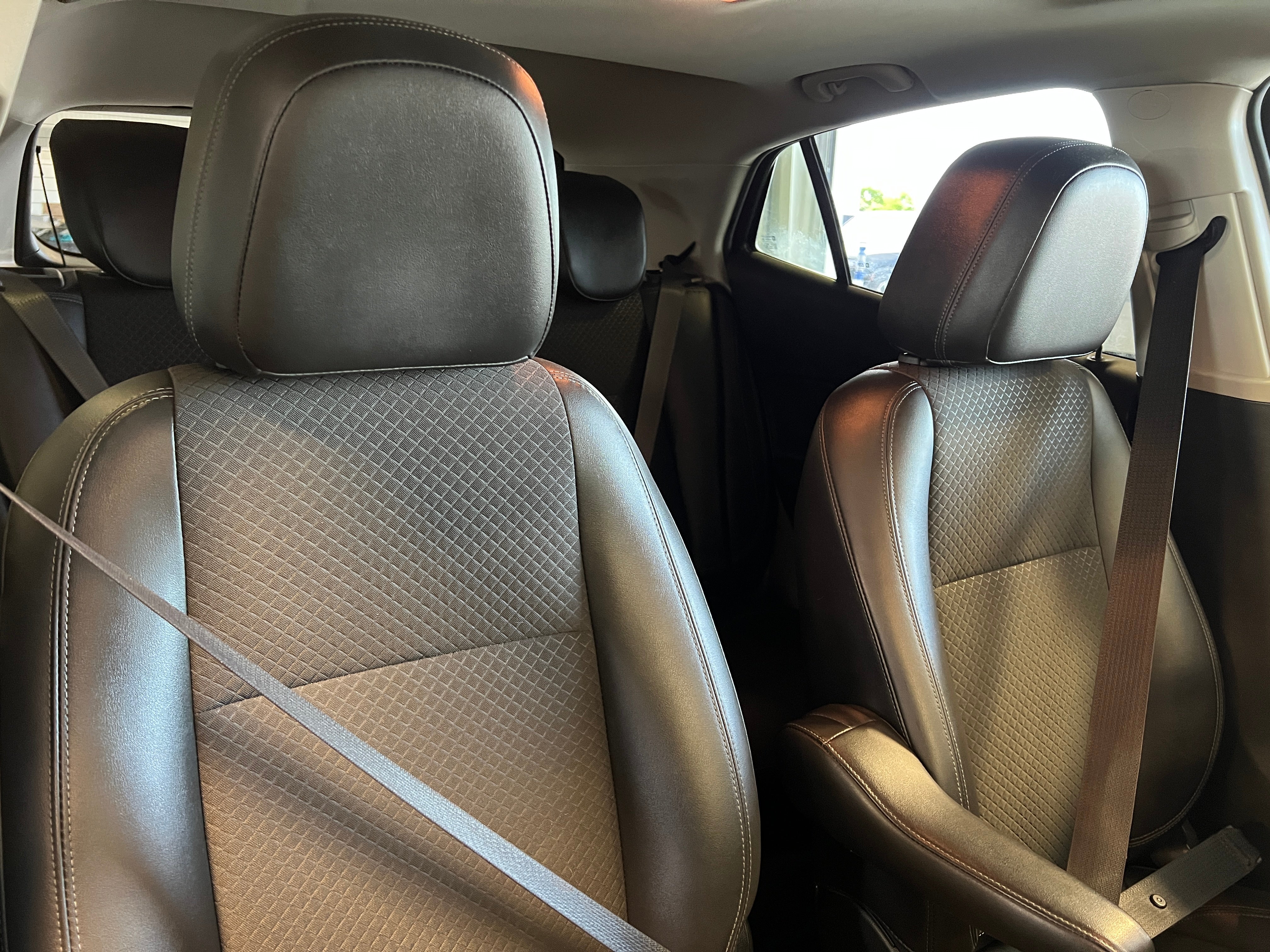 2018 Buick Encore Sport Touring 2
