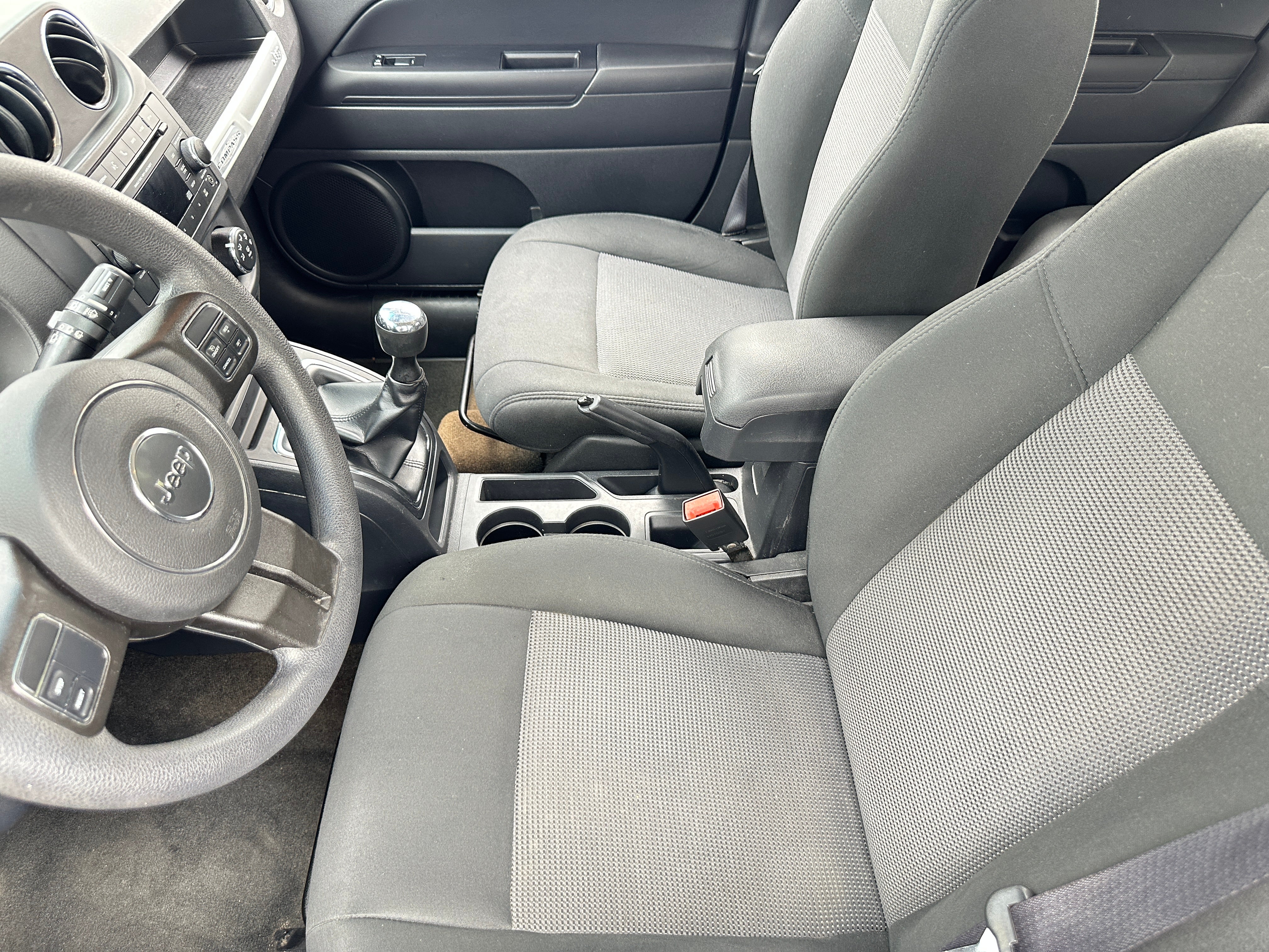 2015 Jeep Compass Sport 2