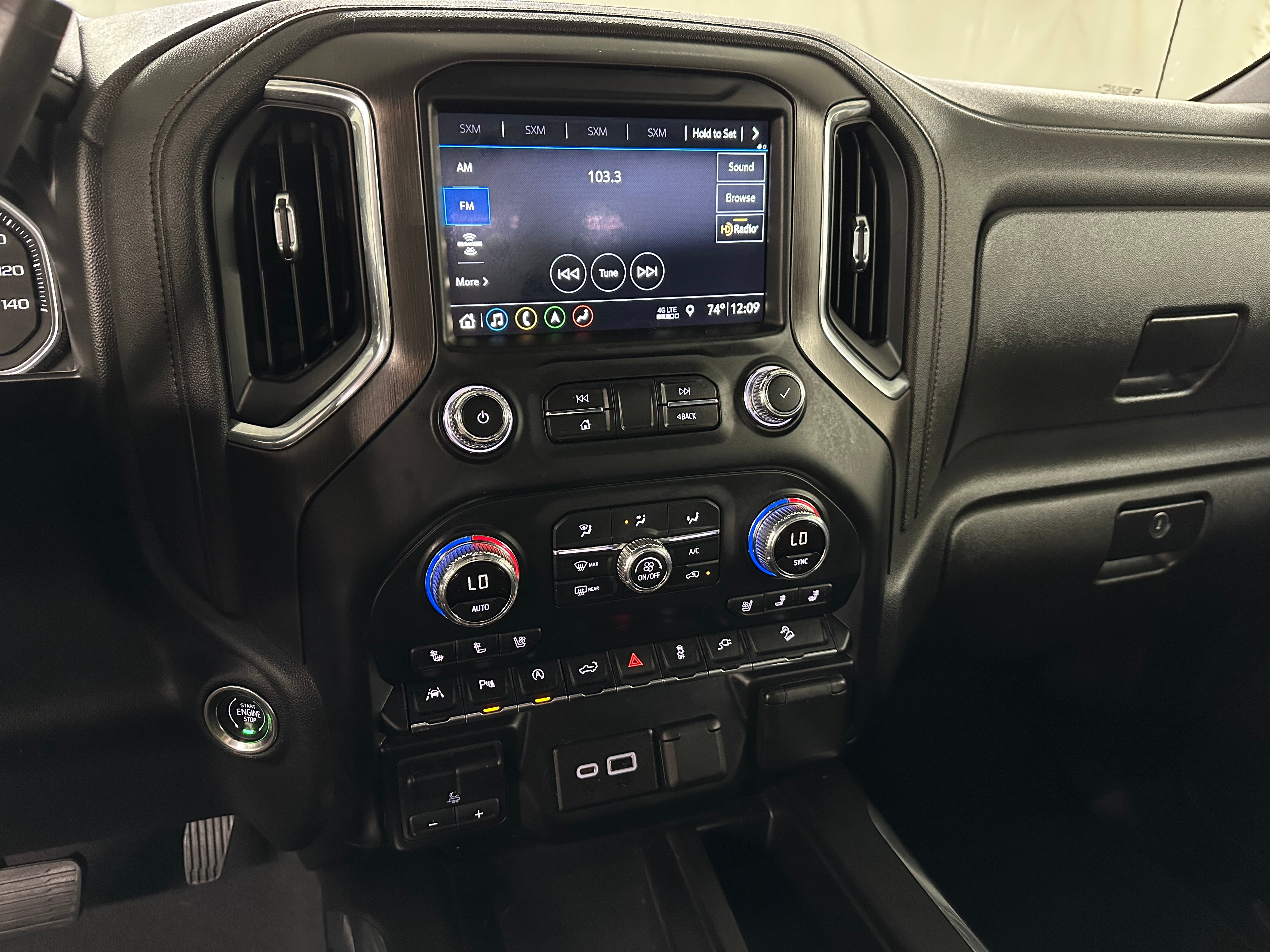 2019 GMC Sierra 1500 AT4 3