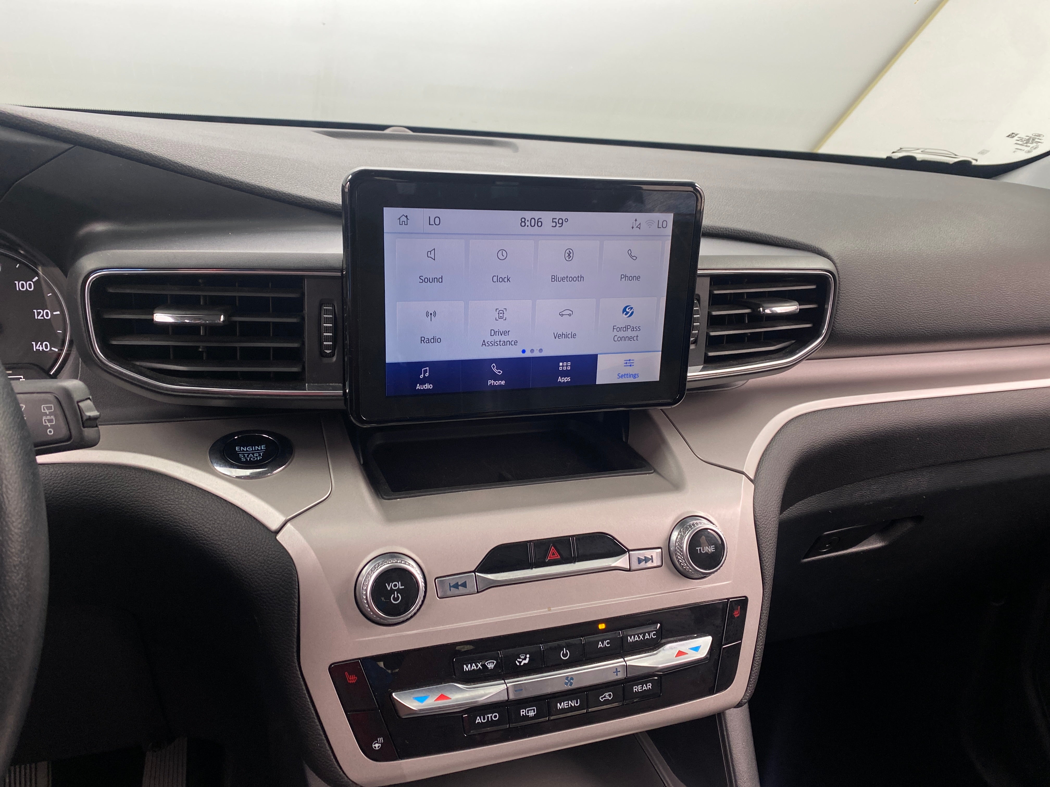 2023 Ford Explorer XLT 3