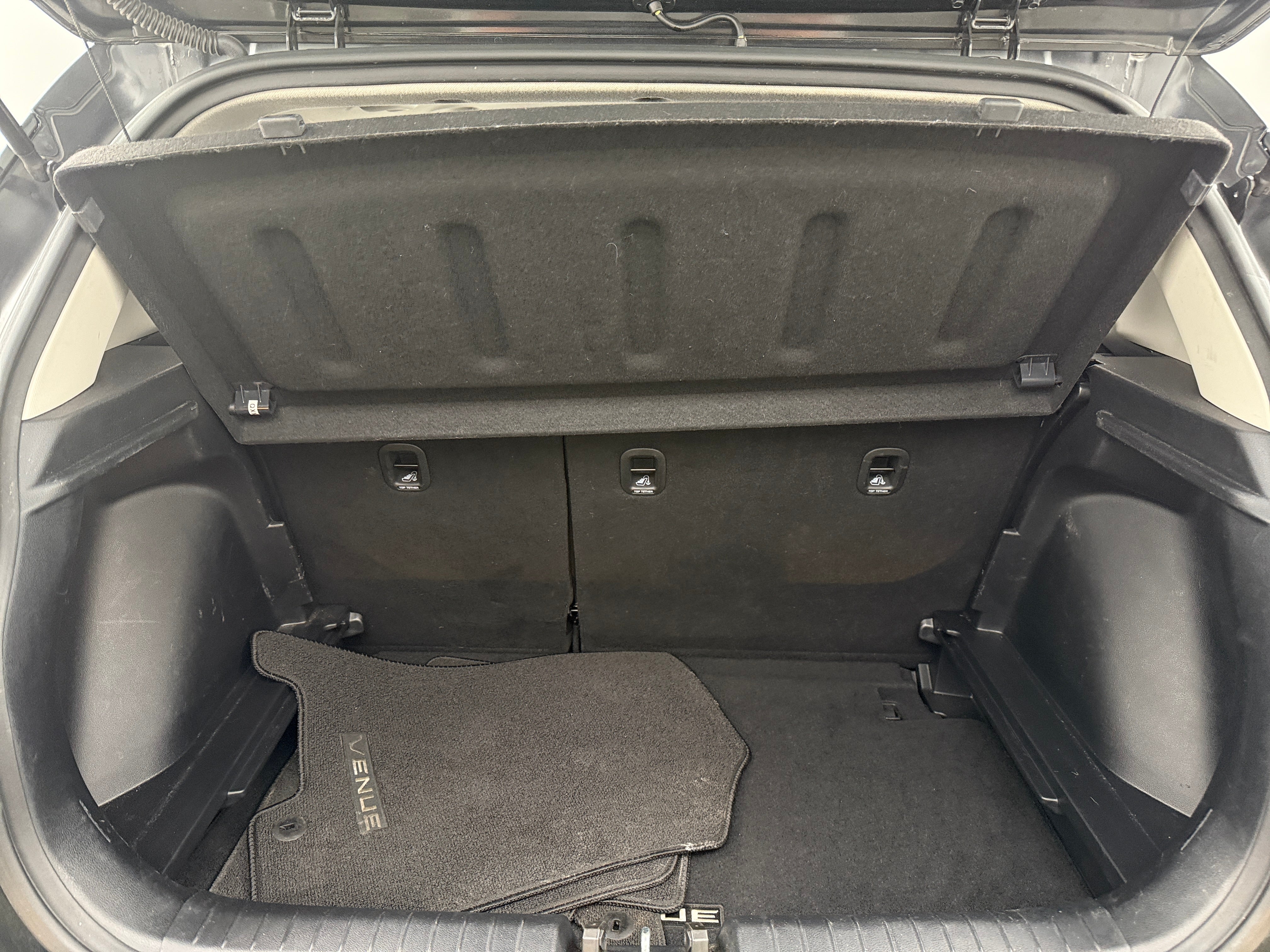 2022 Hyundai Venue SEL 7