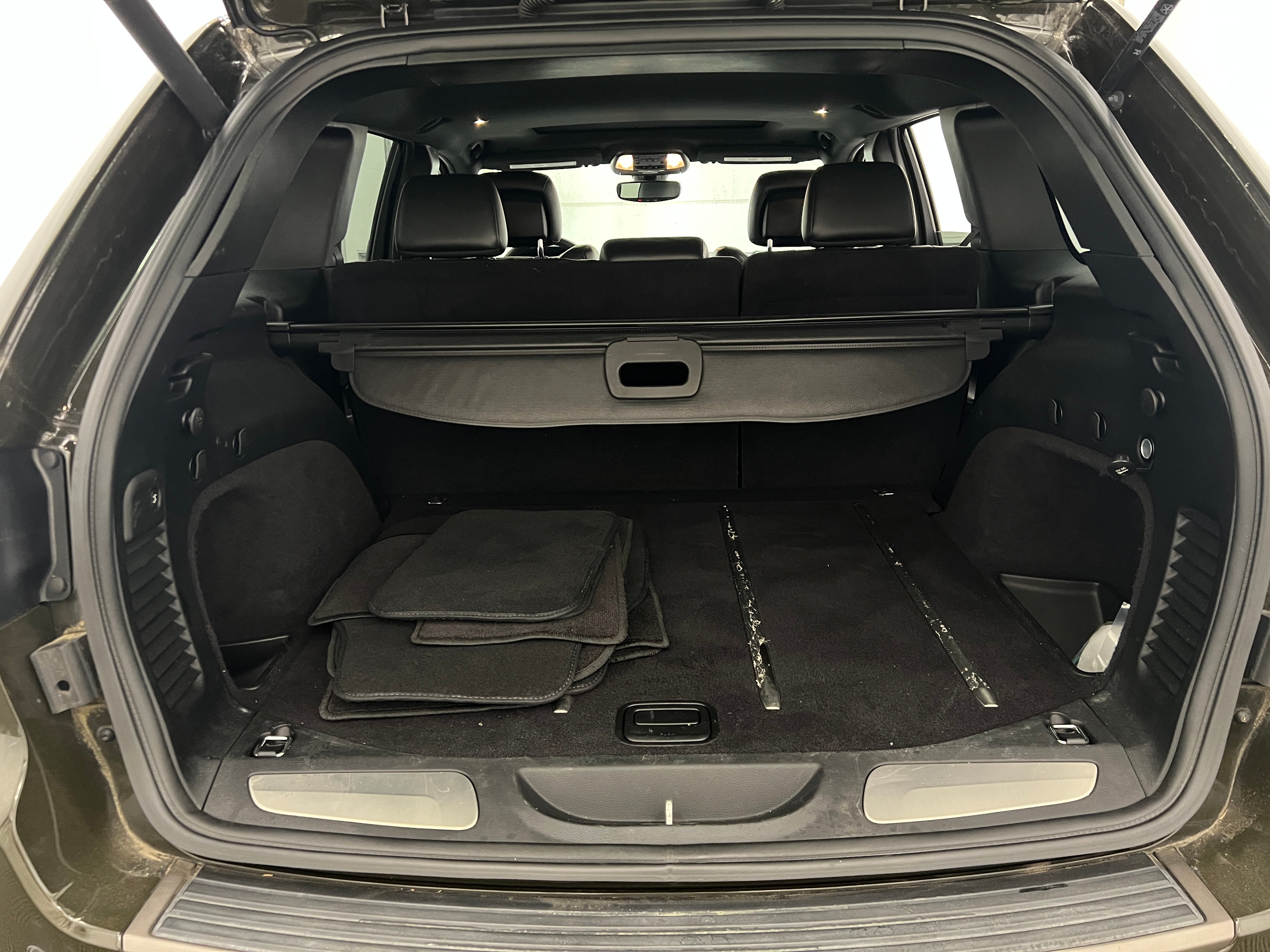2017 Jeep Grand Cherokee Limited 75th Anniversary Edition 7