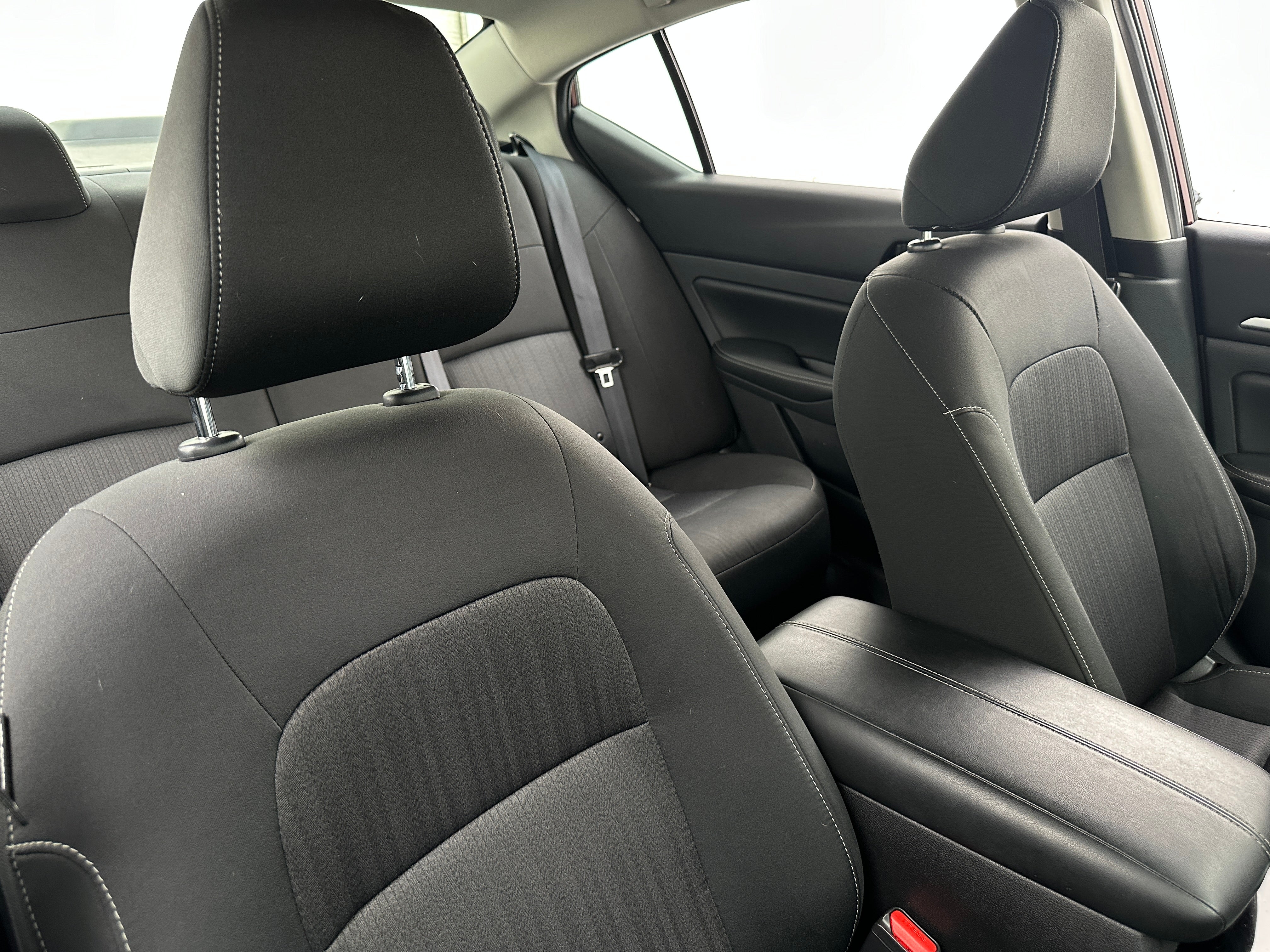 2023 Nissan Altima SV 2