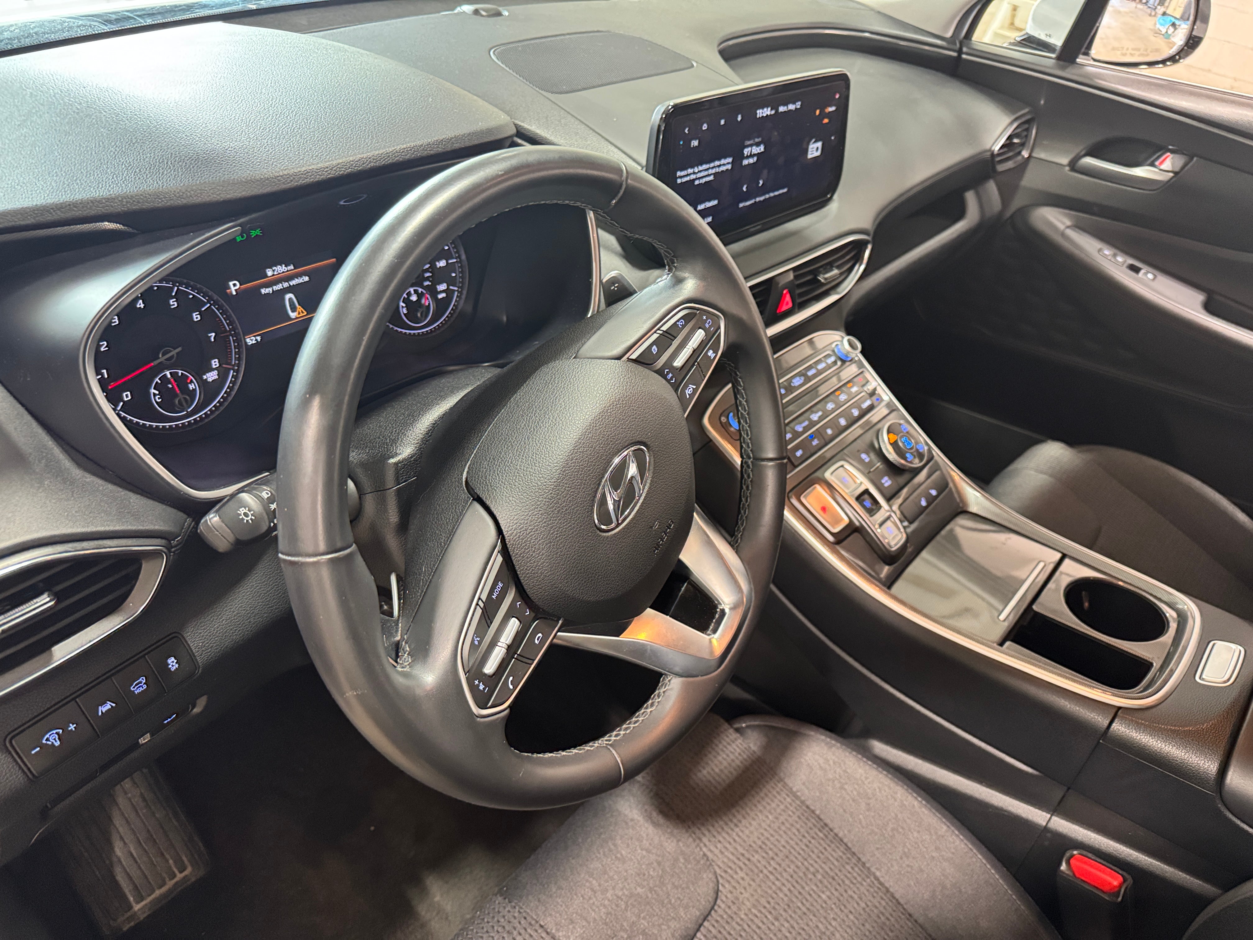2023 Hyundai Santa Fe SEL 3