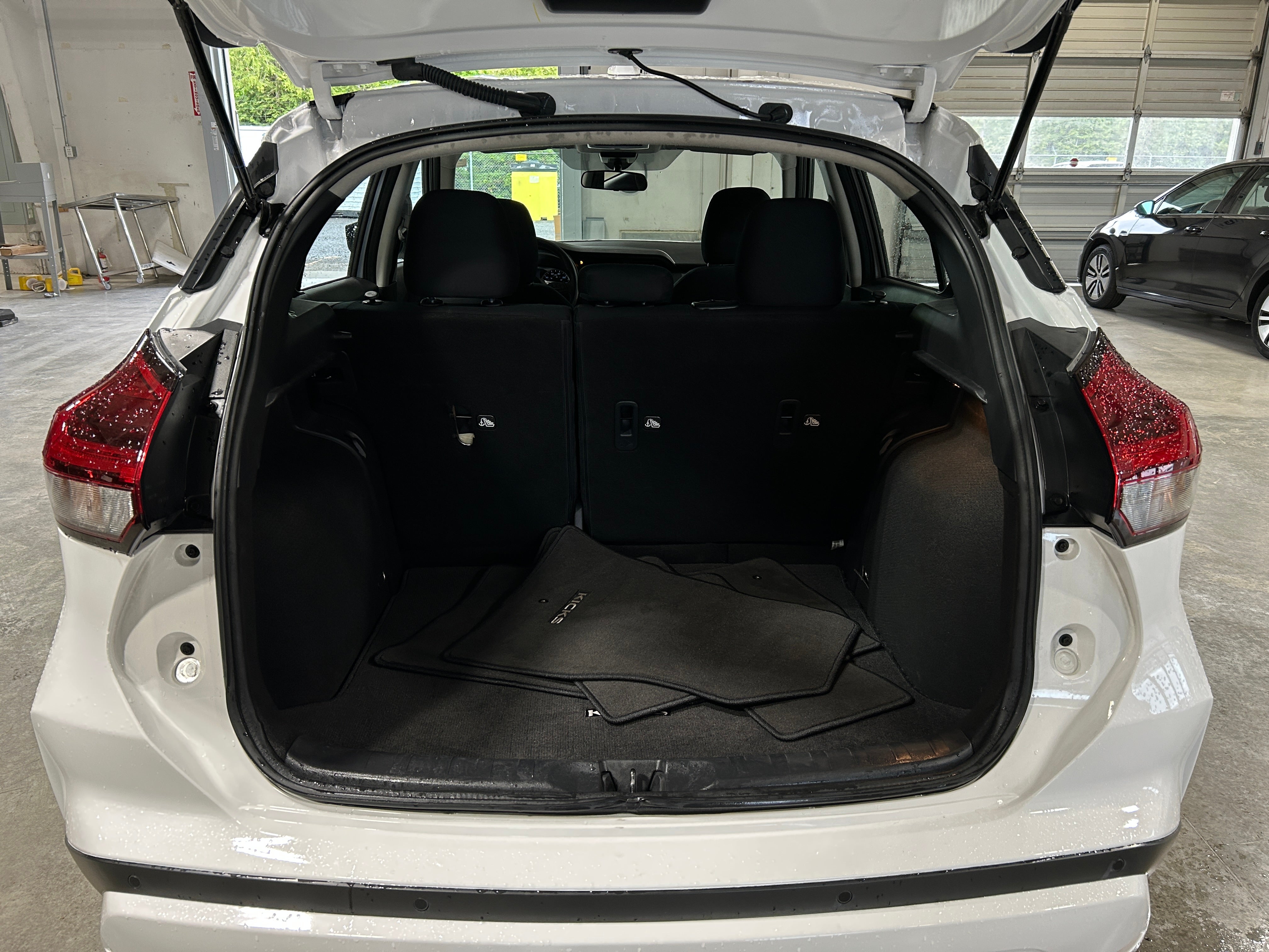 2024 Nissan Kicks S 7
