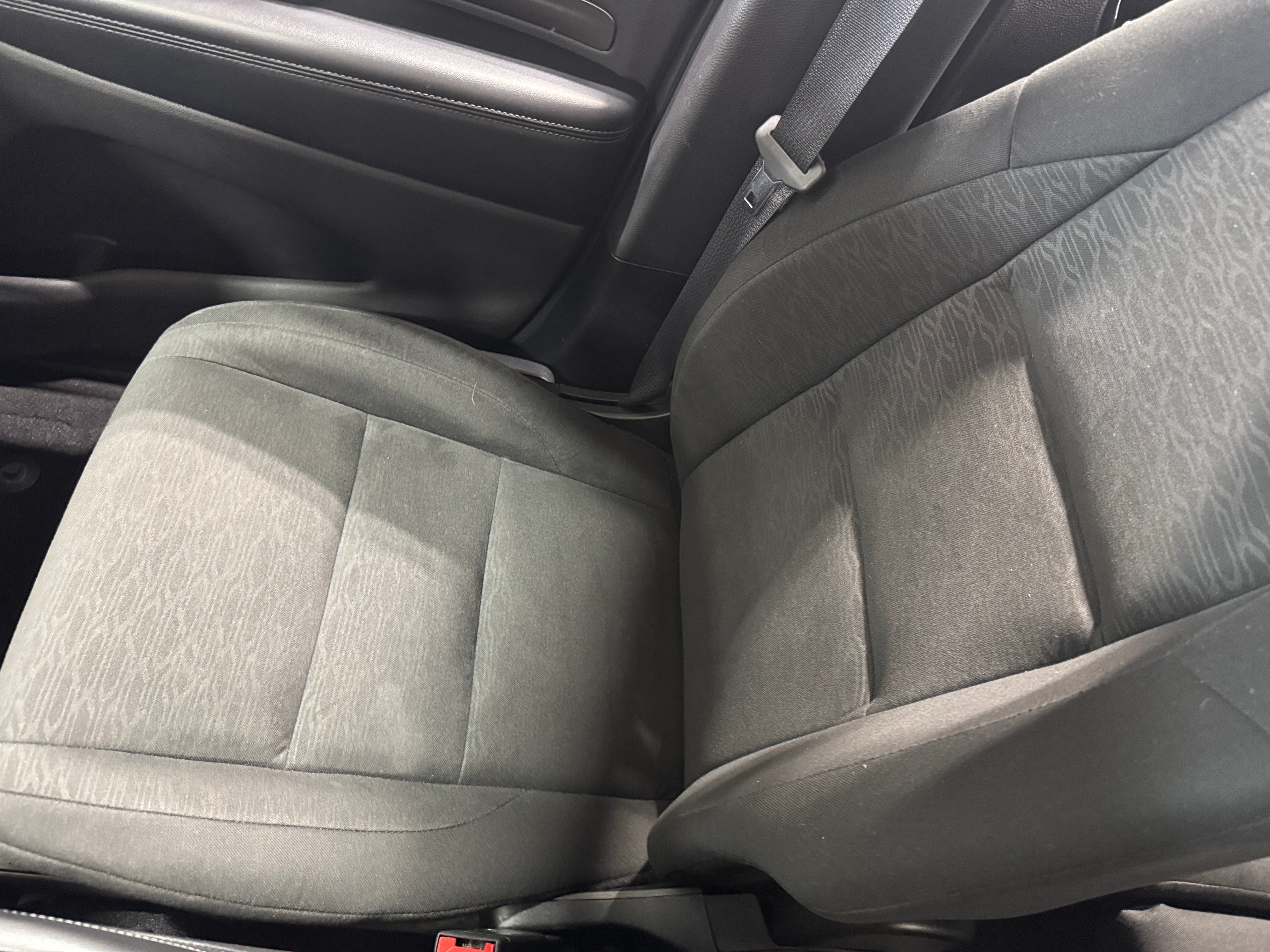 2023 Dodge Durango SXT 2