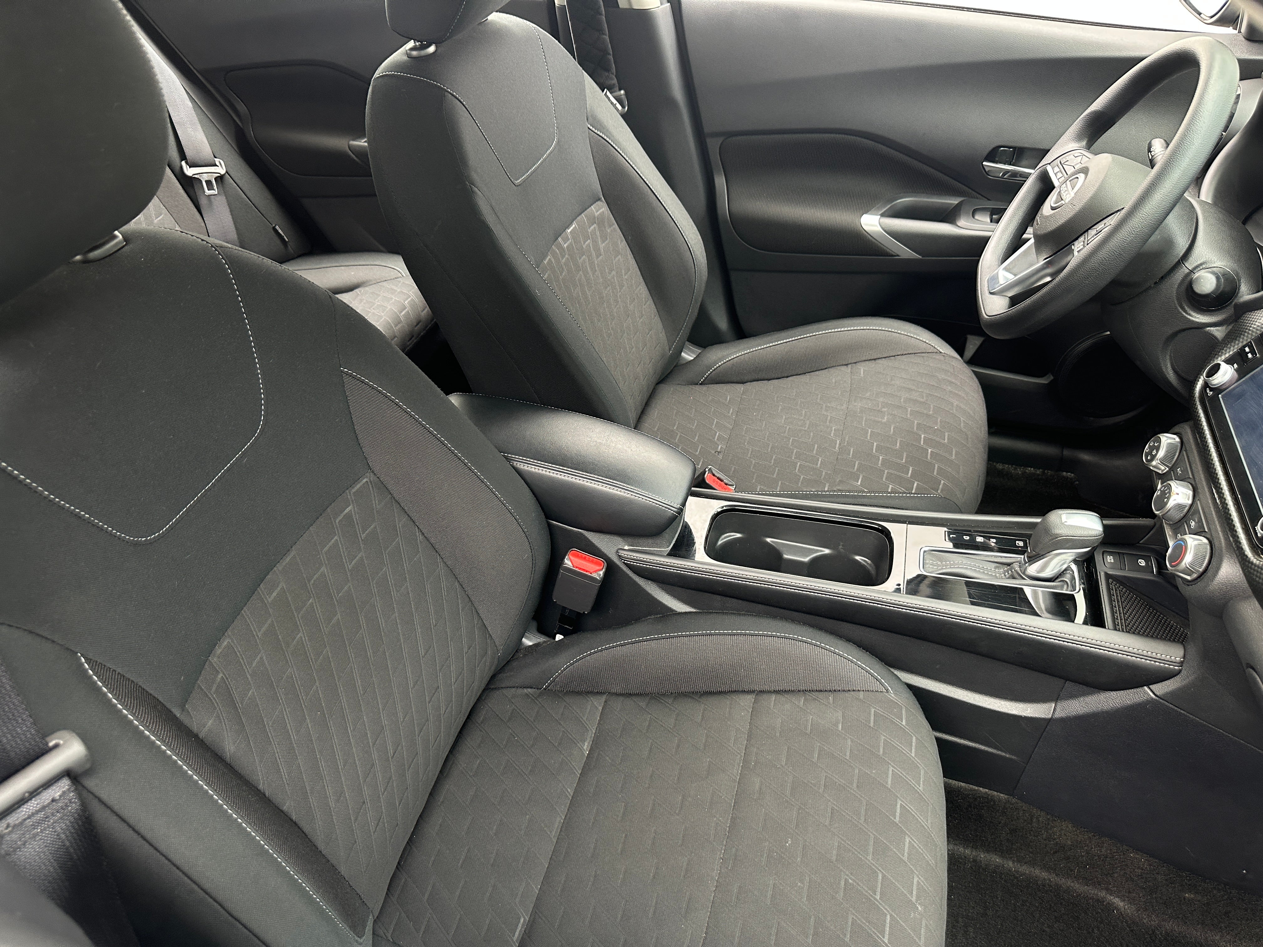 2024 Nissan Kicks SV 2