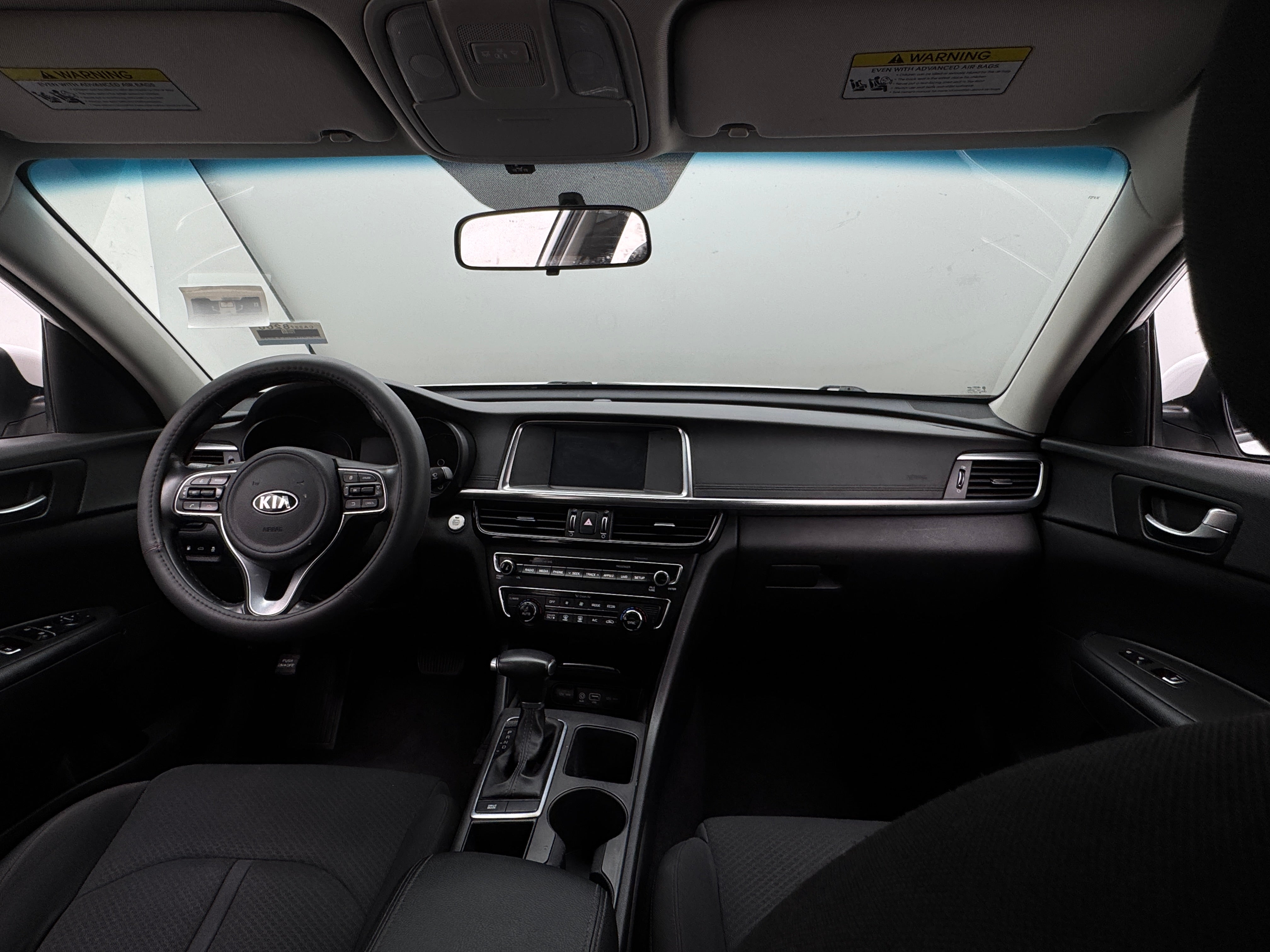 2017 Kia Optima Premium 3