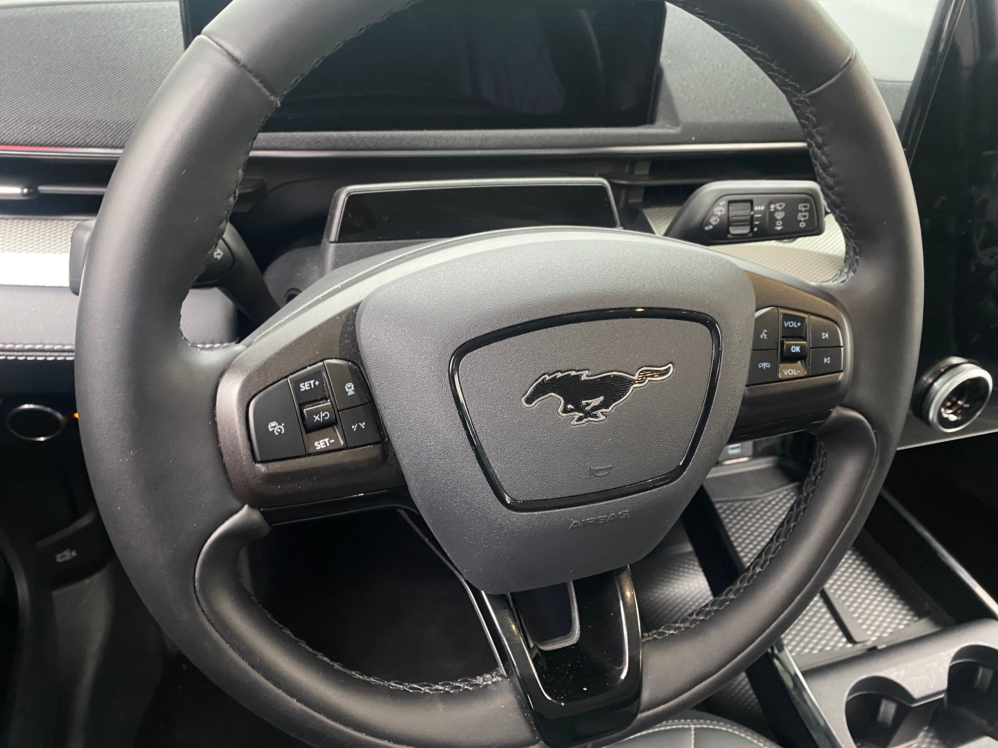 2023 Ford Mustang Mach-E Select 4