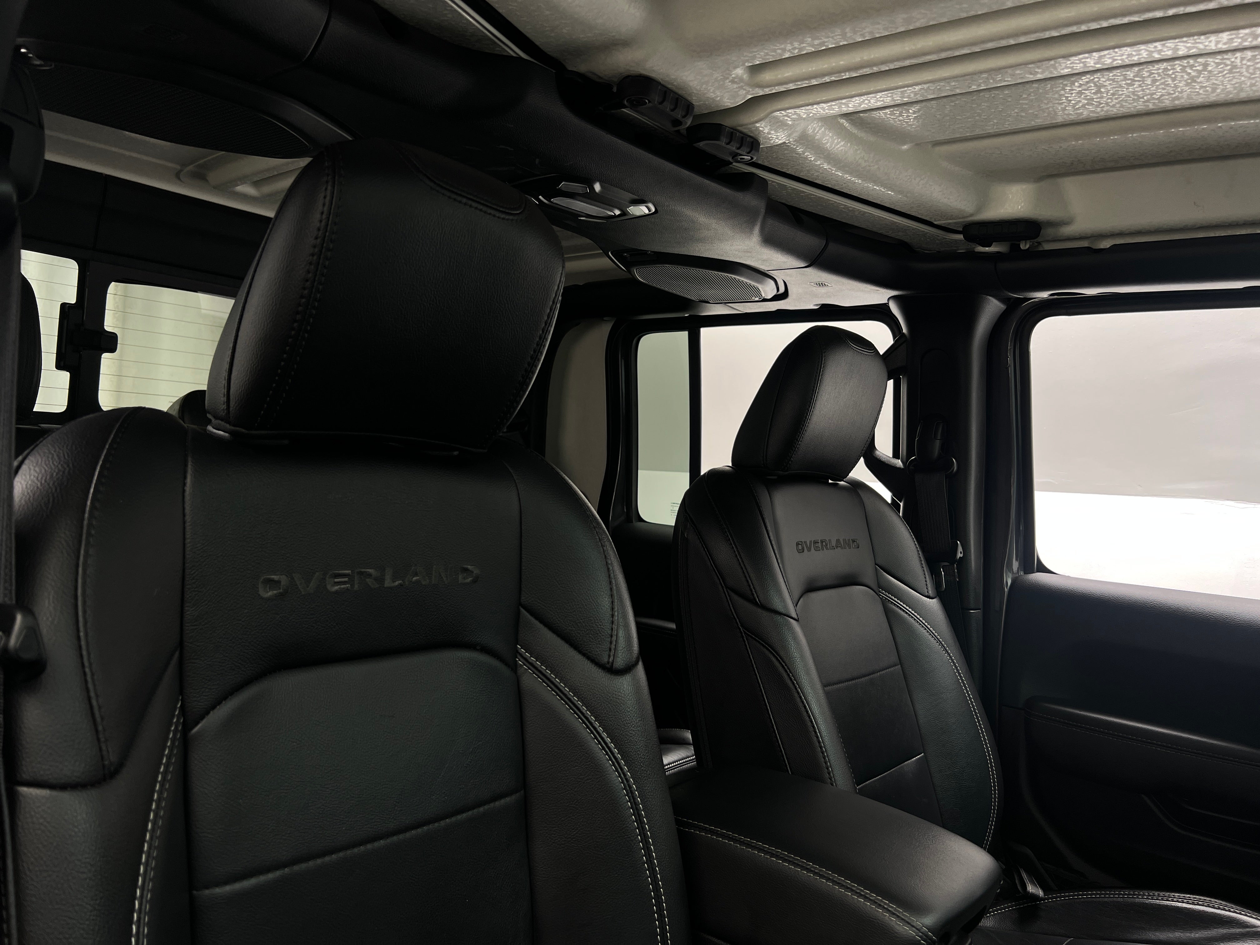 2021 Jeep Gladiator Overland 2