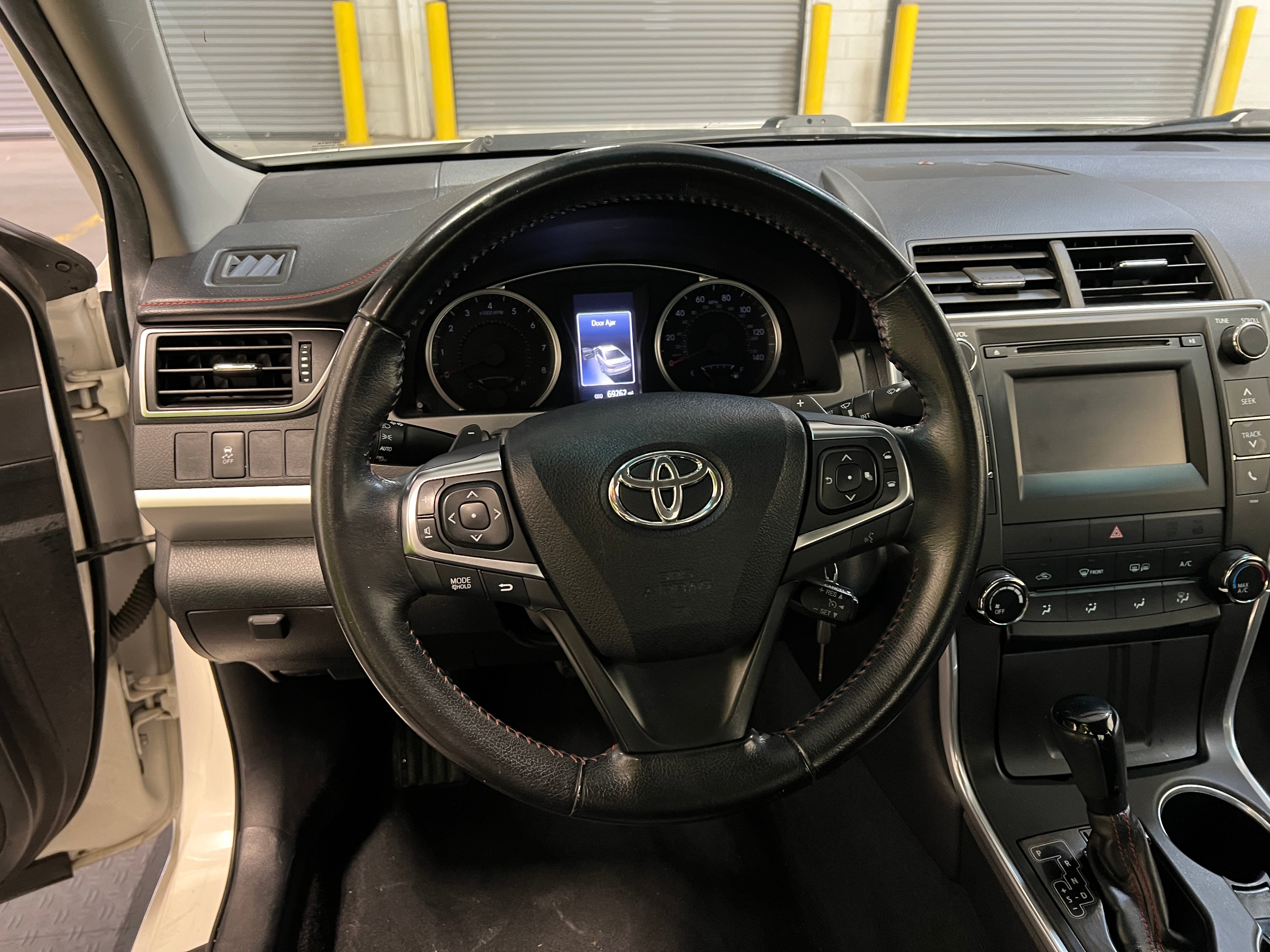 2015 Toyota Camry SE 5
