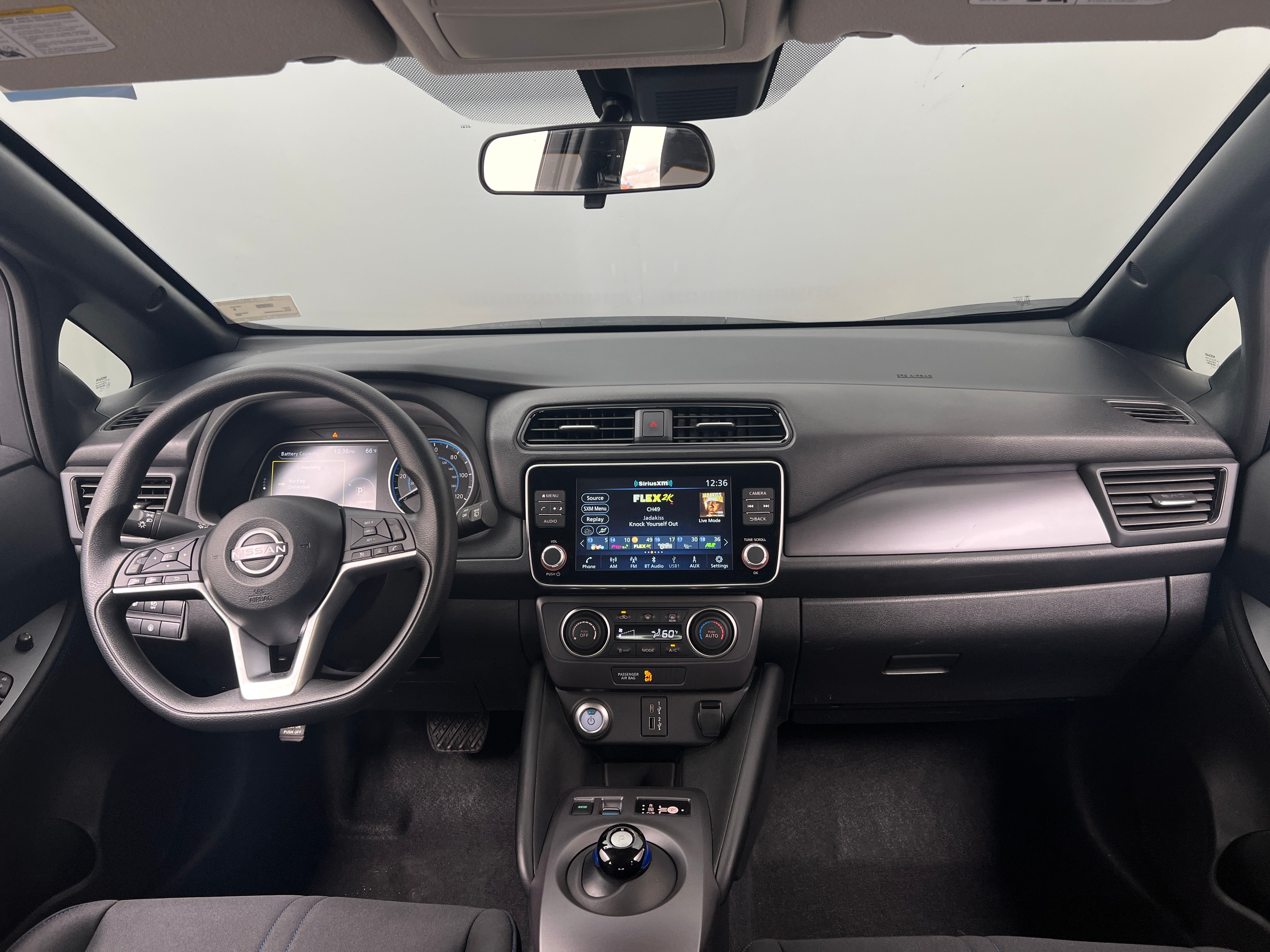 2024 Nissan Leaf S 3