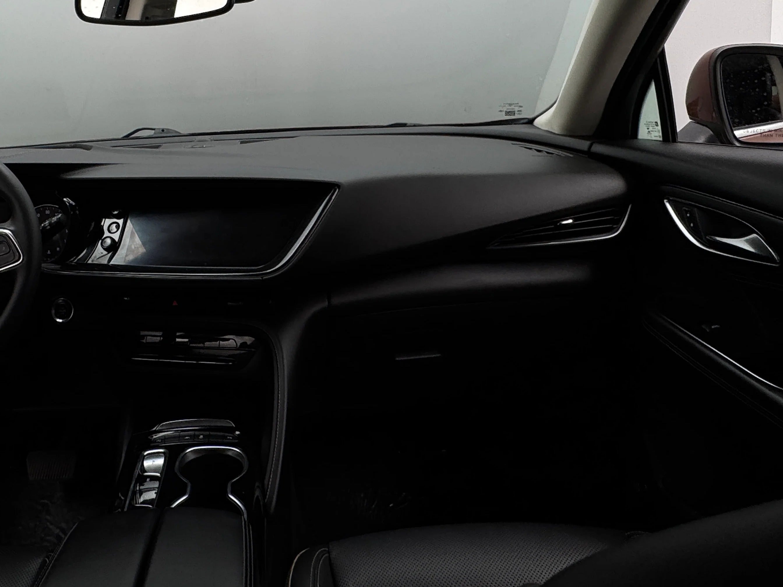 2022 Buick Envision Essence 2