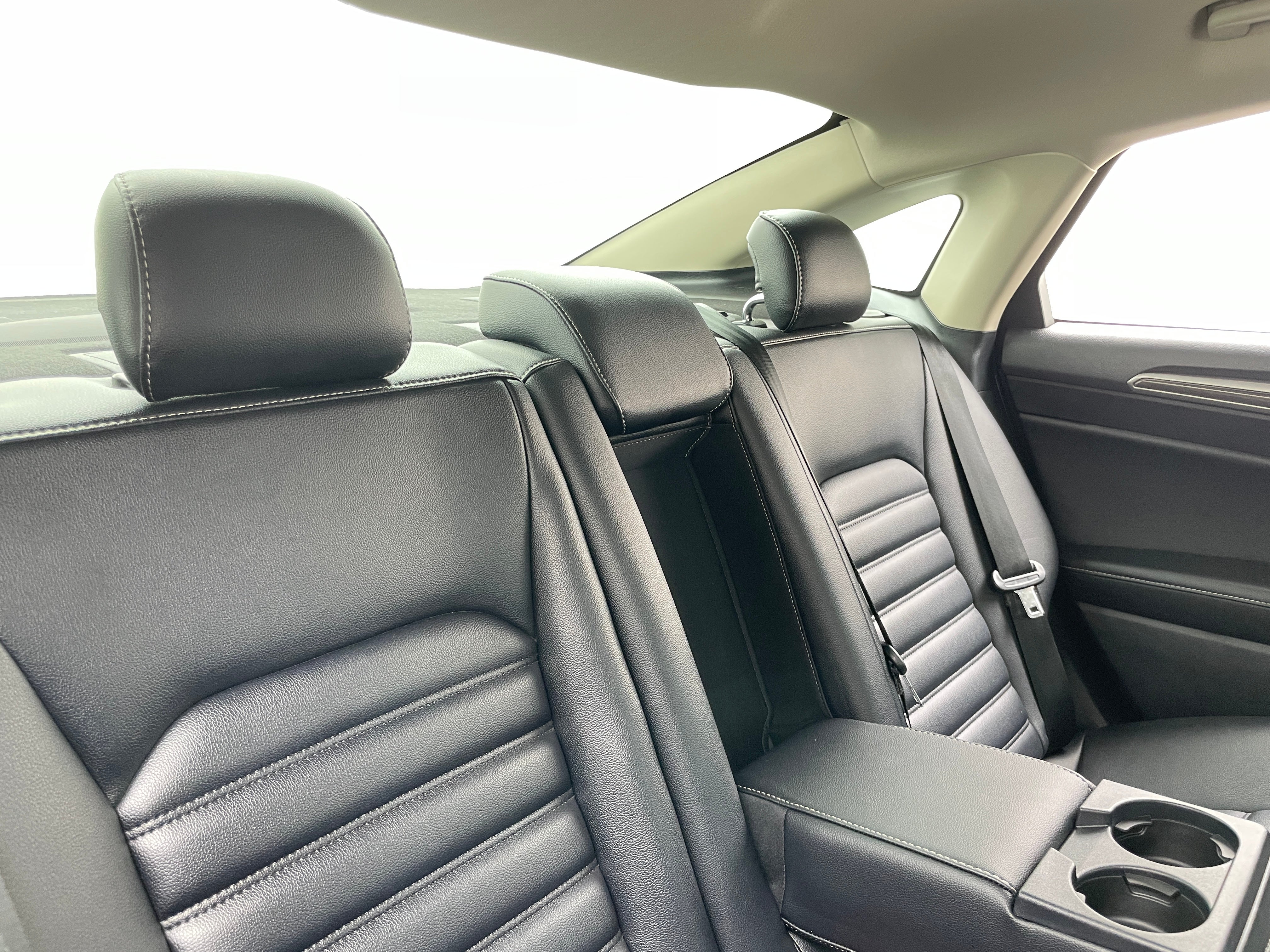 2020 Ford Fusion SEL 5
