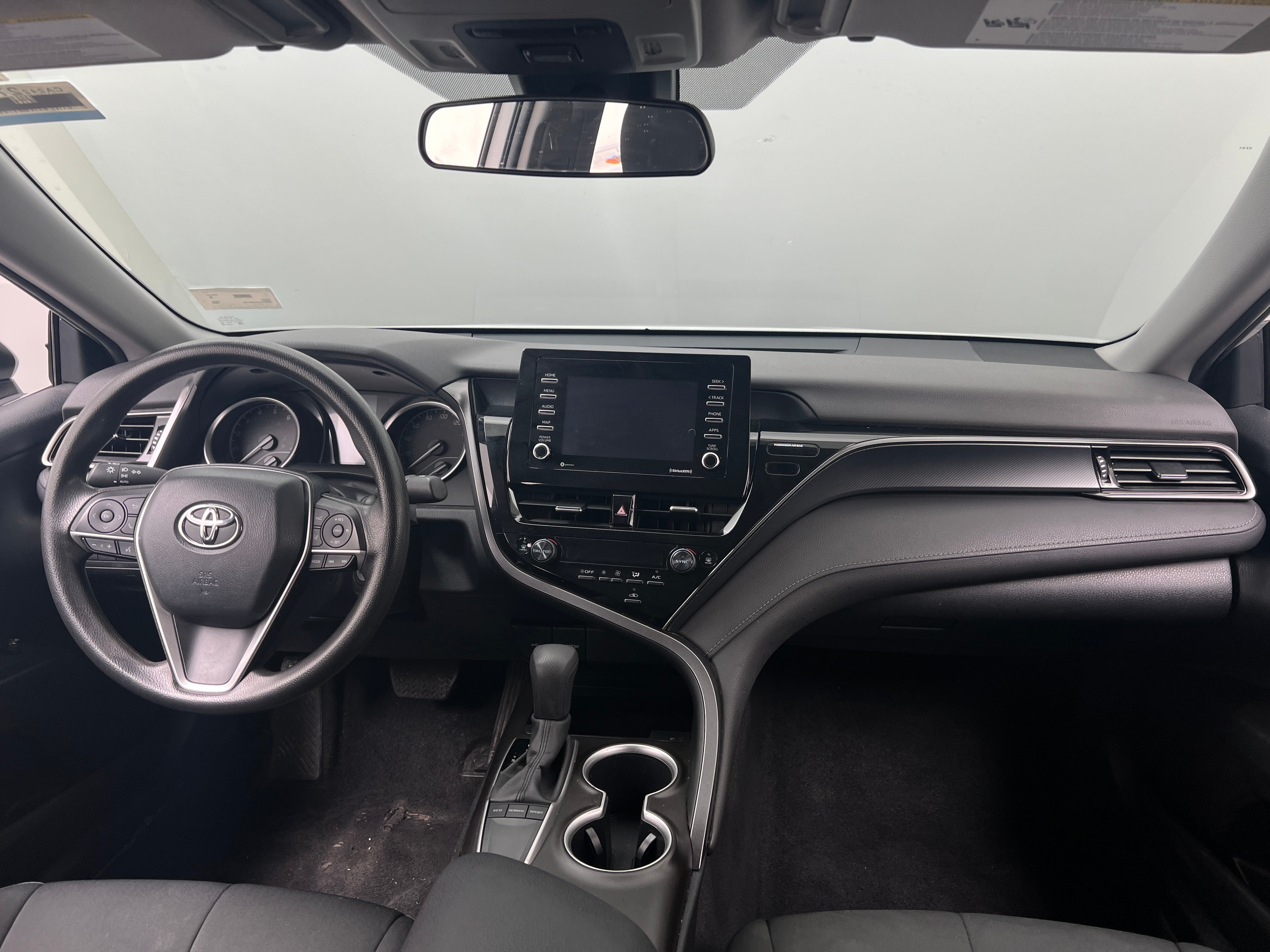 2023 Toyota Camry LE 3