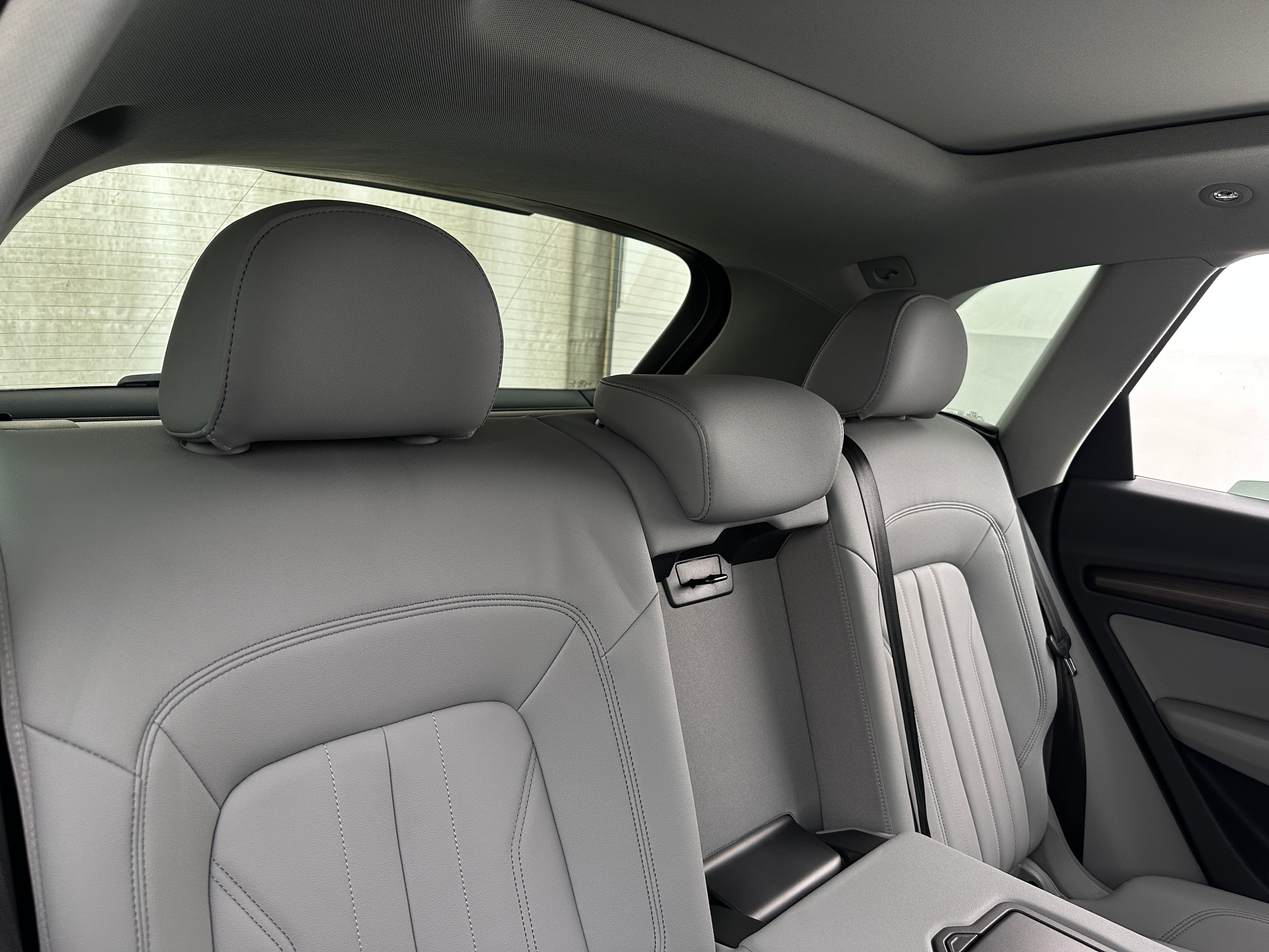 2022 Audi Q5 e Premium 5
