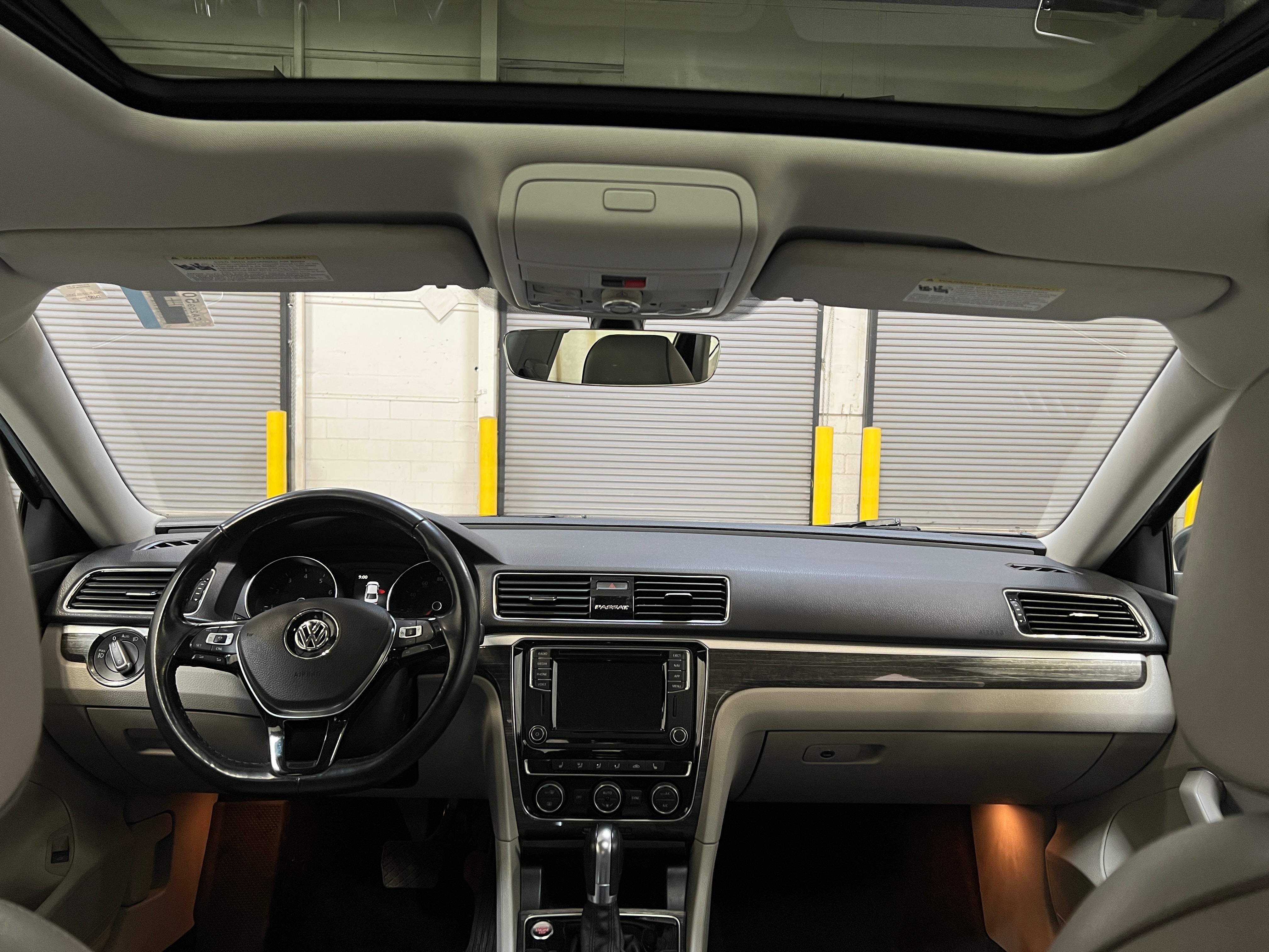 2018 Volkswagen Passat 2.0T 2