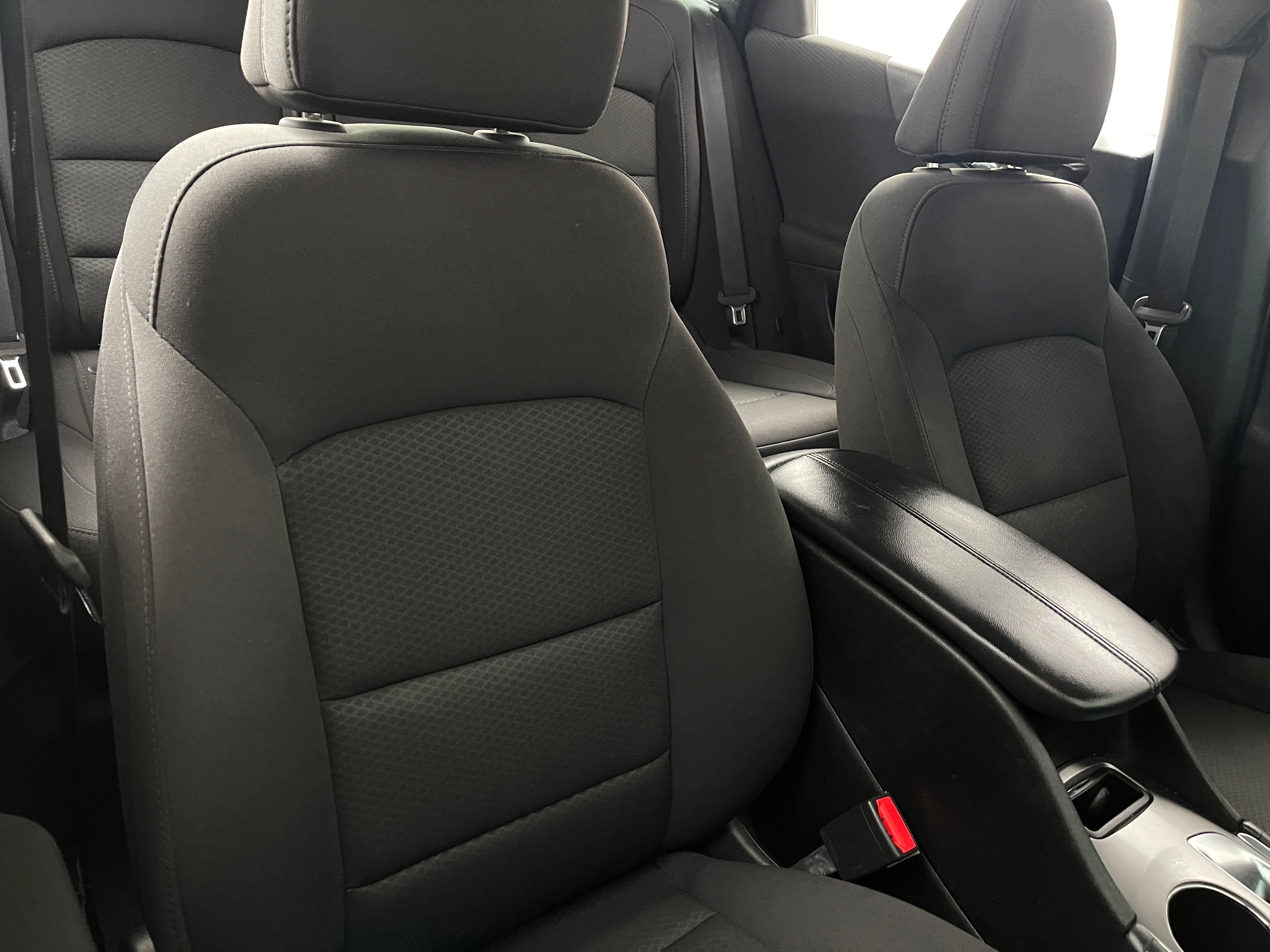 2017 Chevrolet Malibu LT 2
