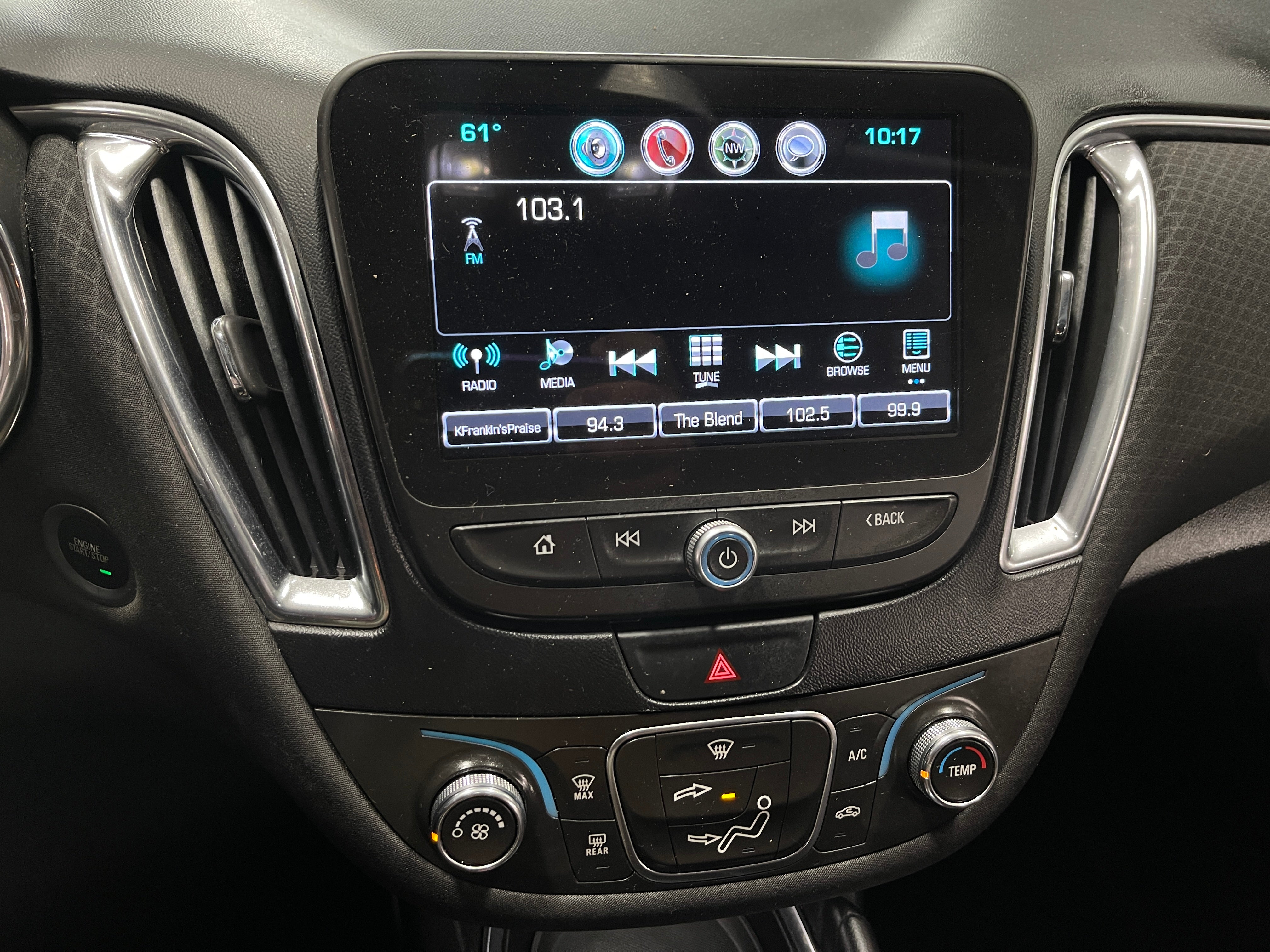 2017 Chevrolet Malibu LT 4