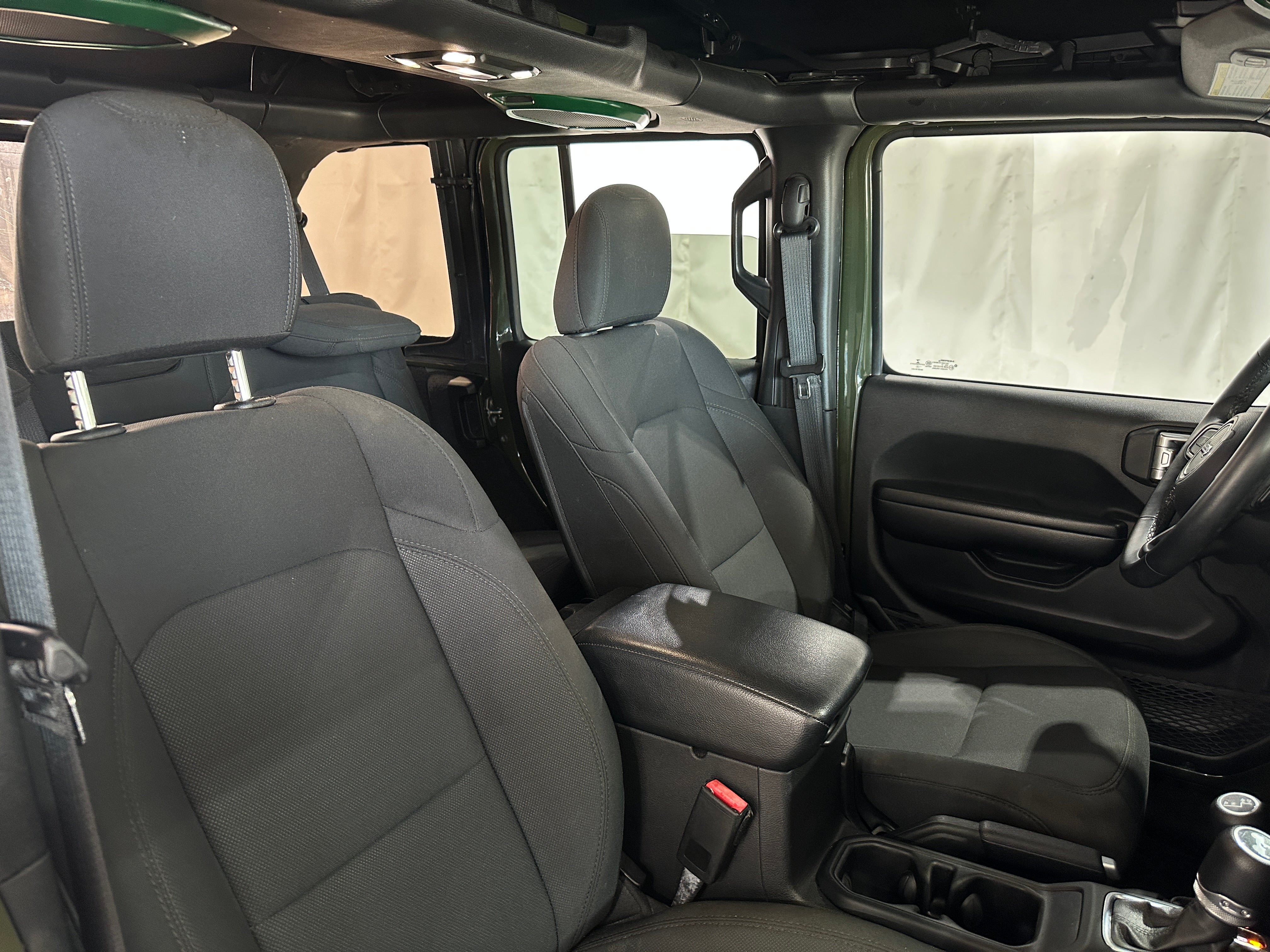 2021 Jeep Wrangler Unlimited Willys 2