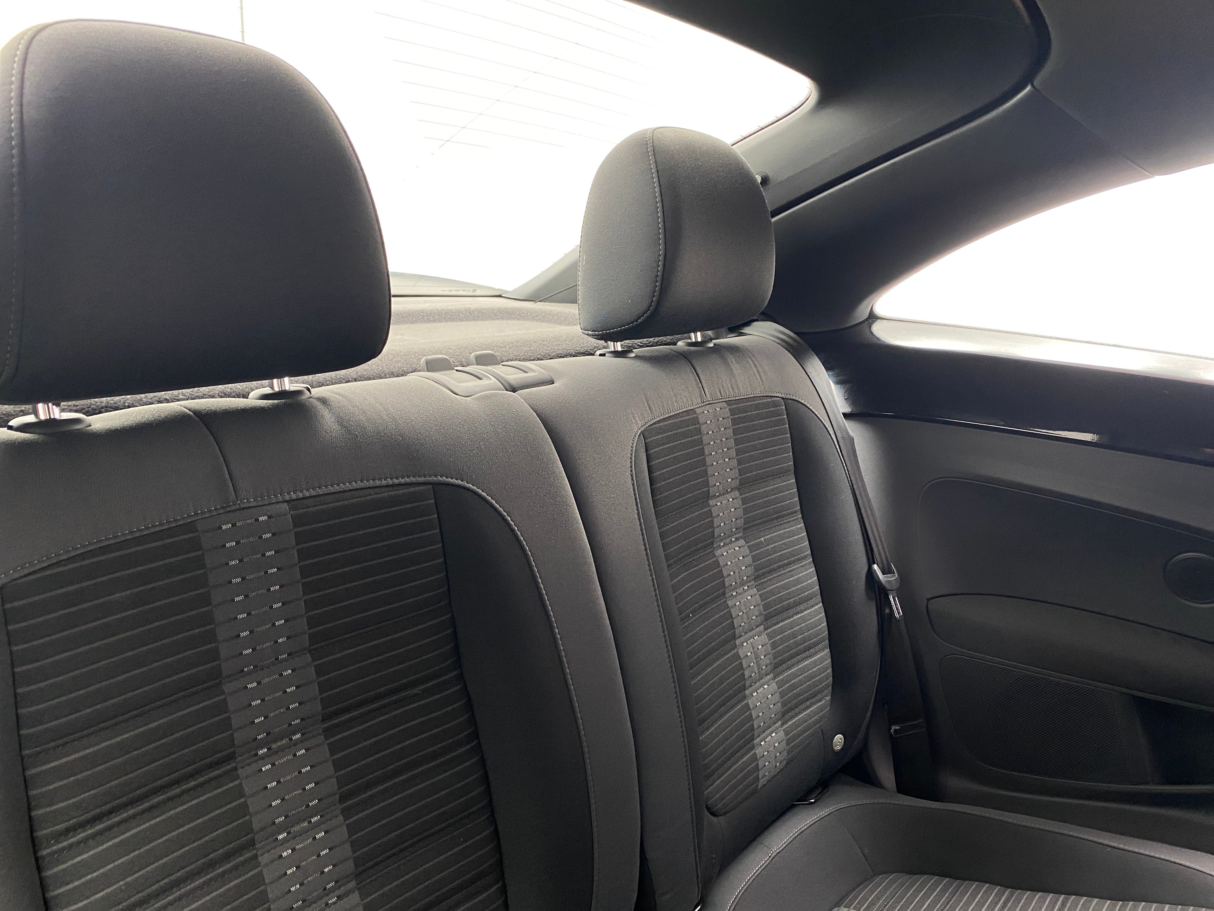 2012 Volkswagen Beetle  5