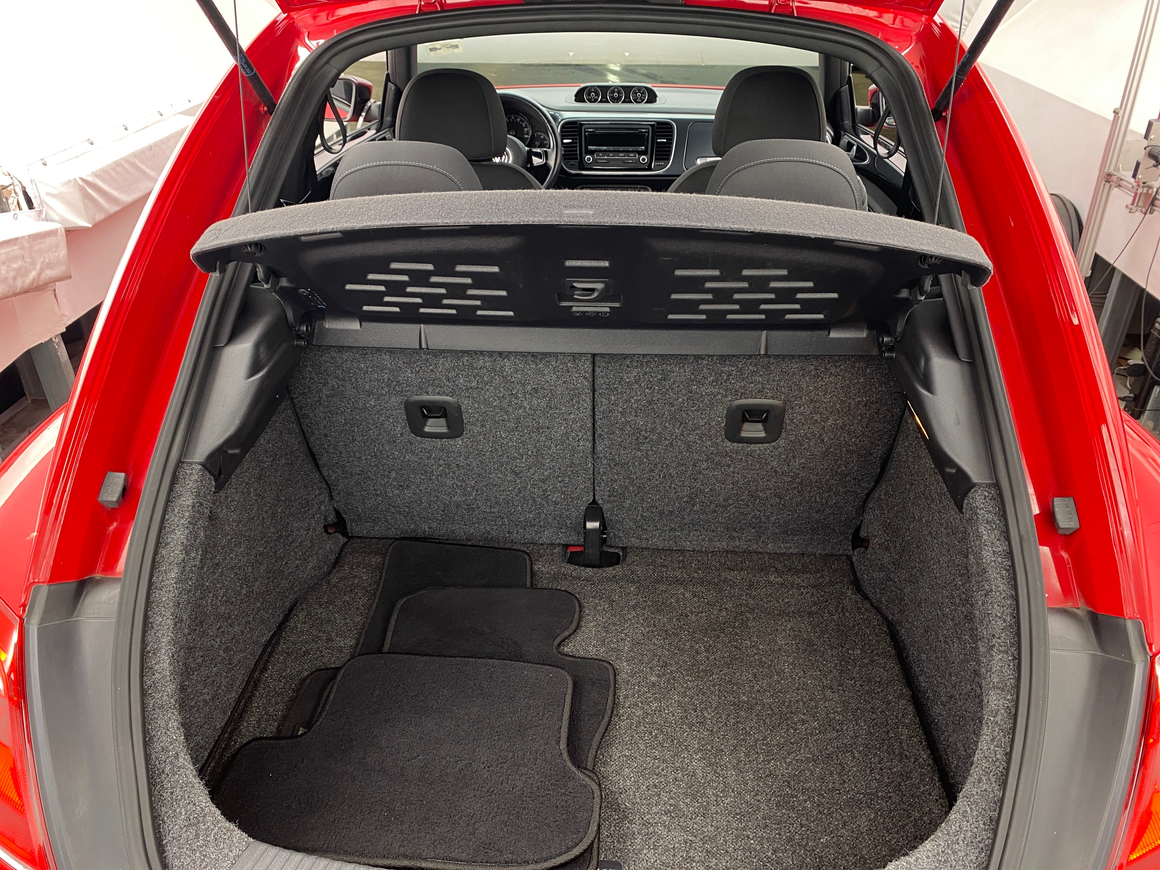 2012 Volkswagen Beetle  6