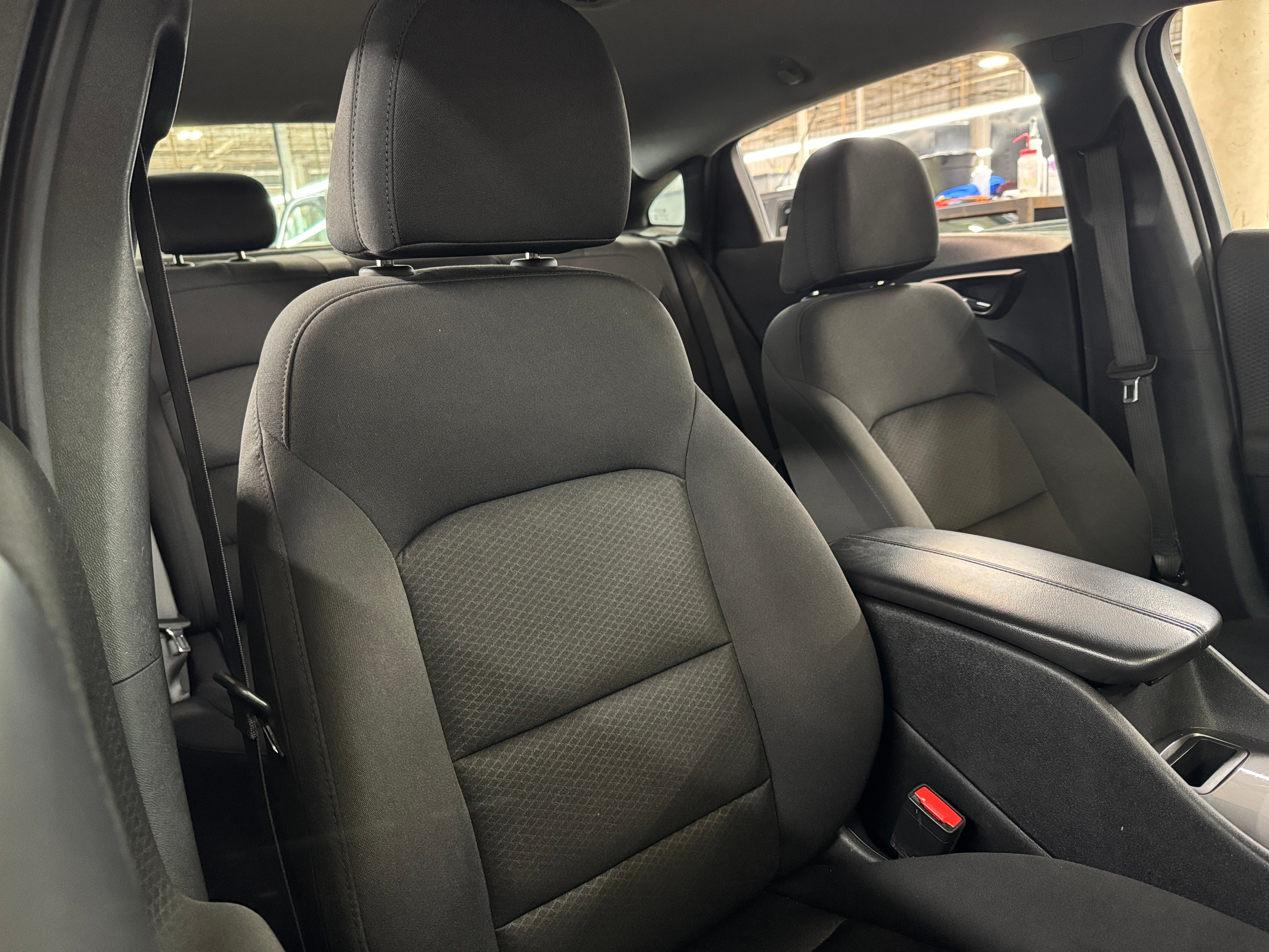 2023 Chevrolet Malibu LT 2