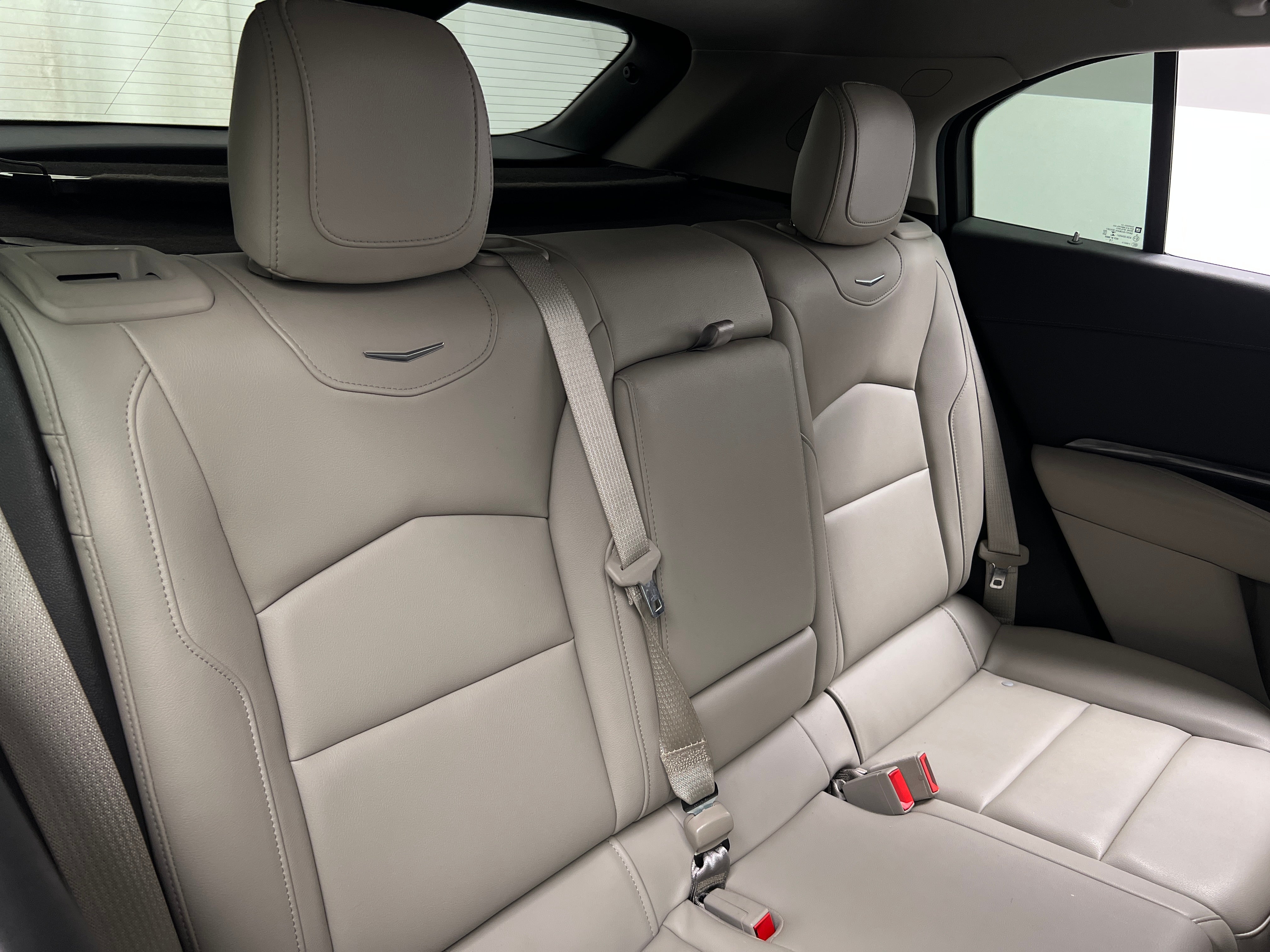 2019 Cadillac XT4 Luxury 6
