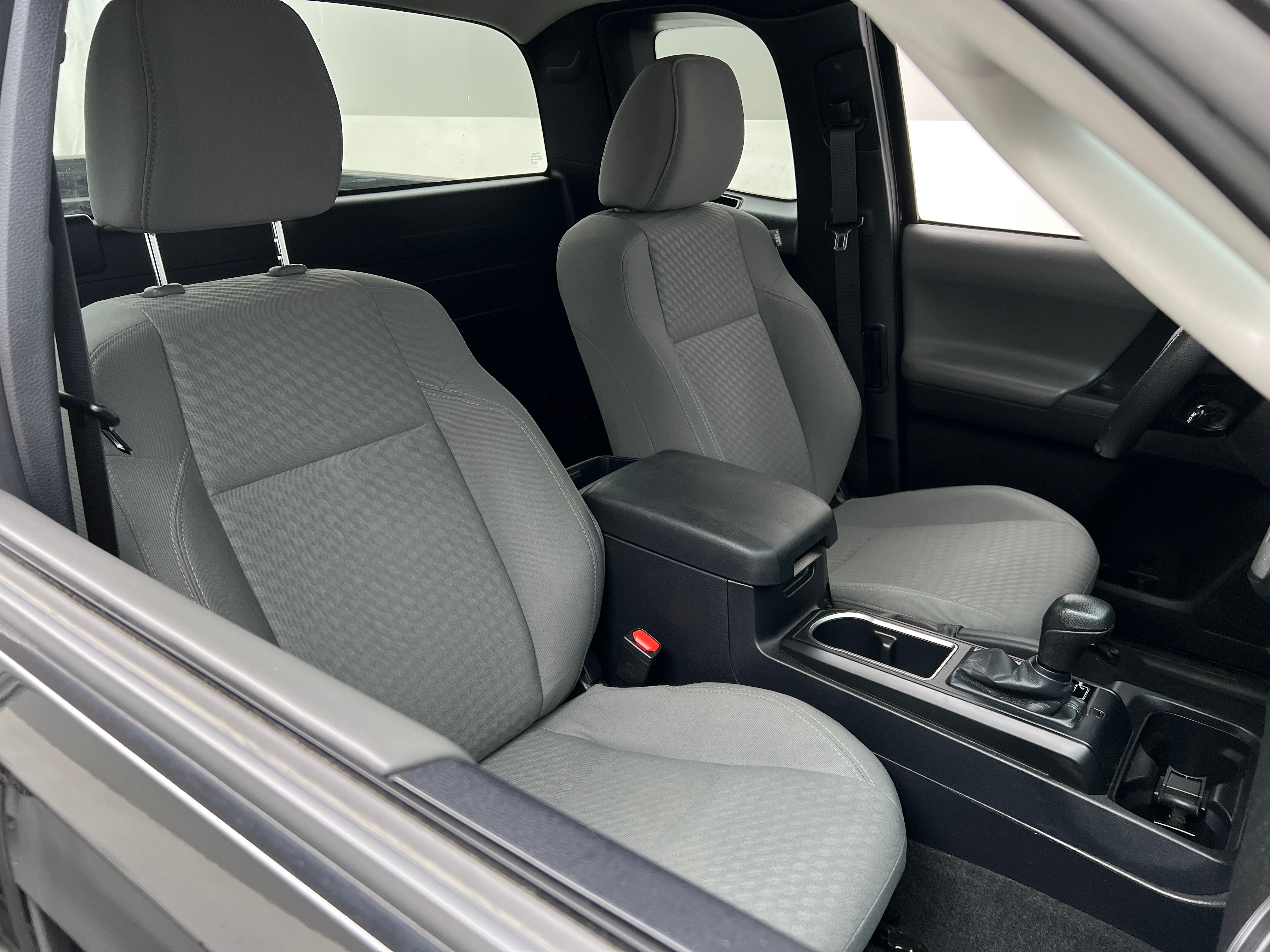 2021 Toyota Tacoma SR 2