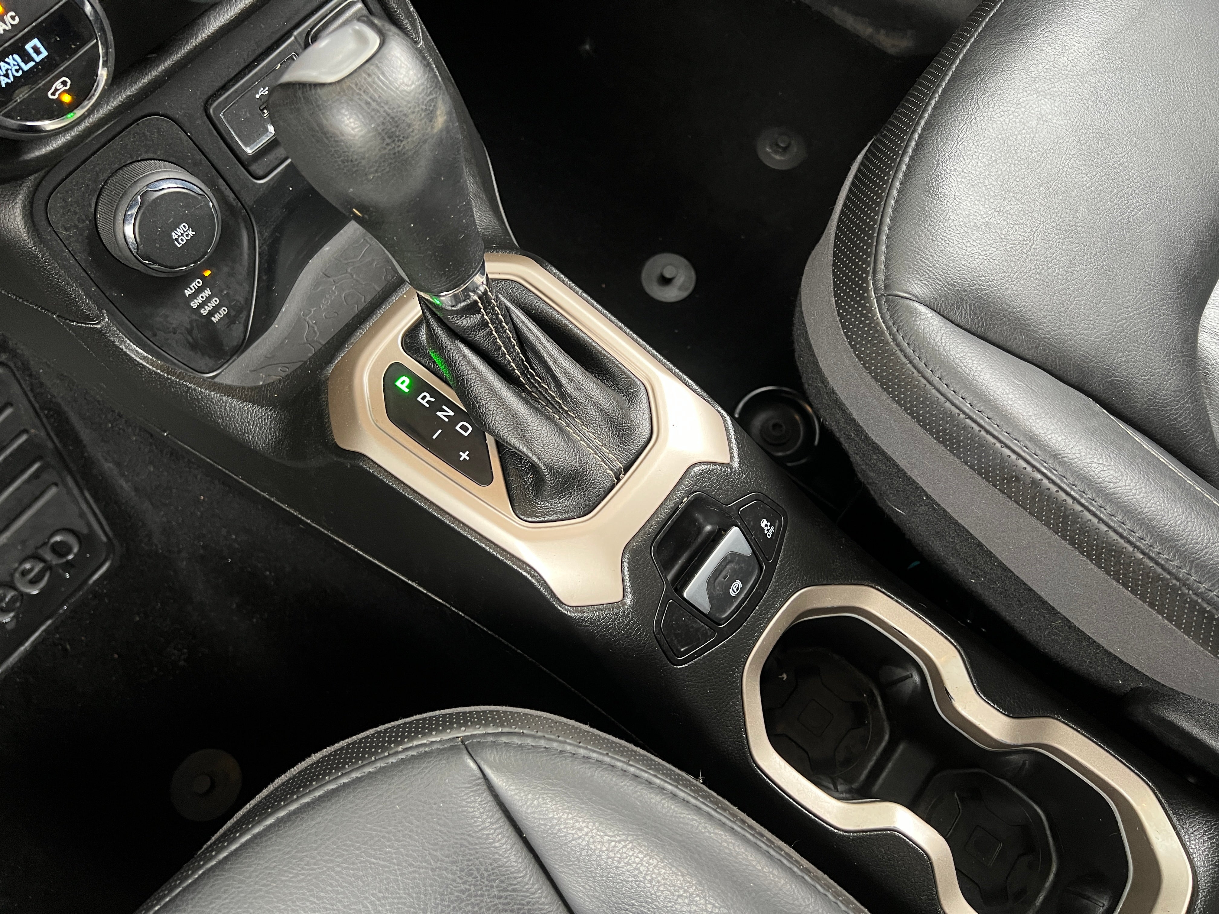 2016 Jeep Renegade Limited 2