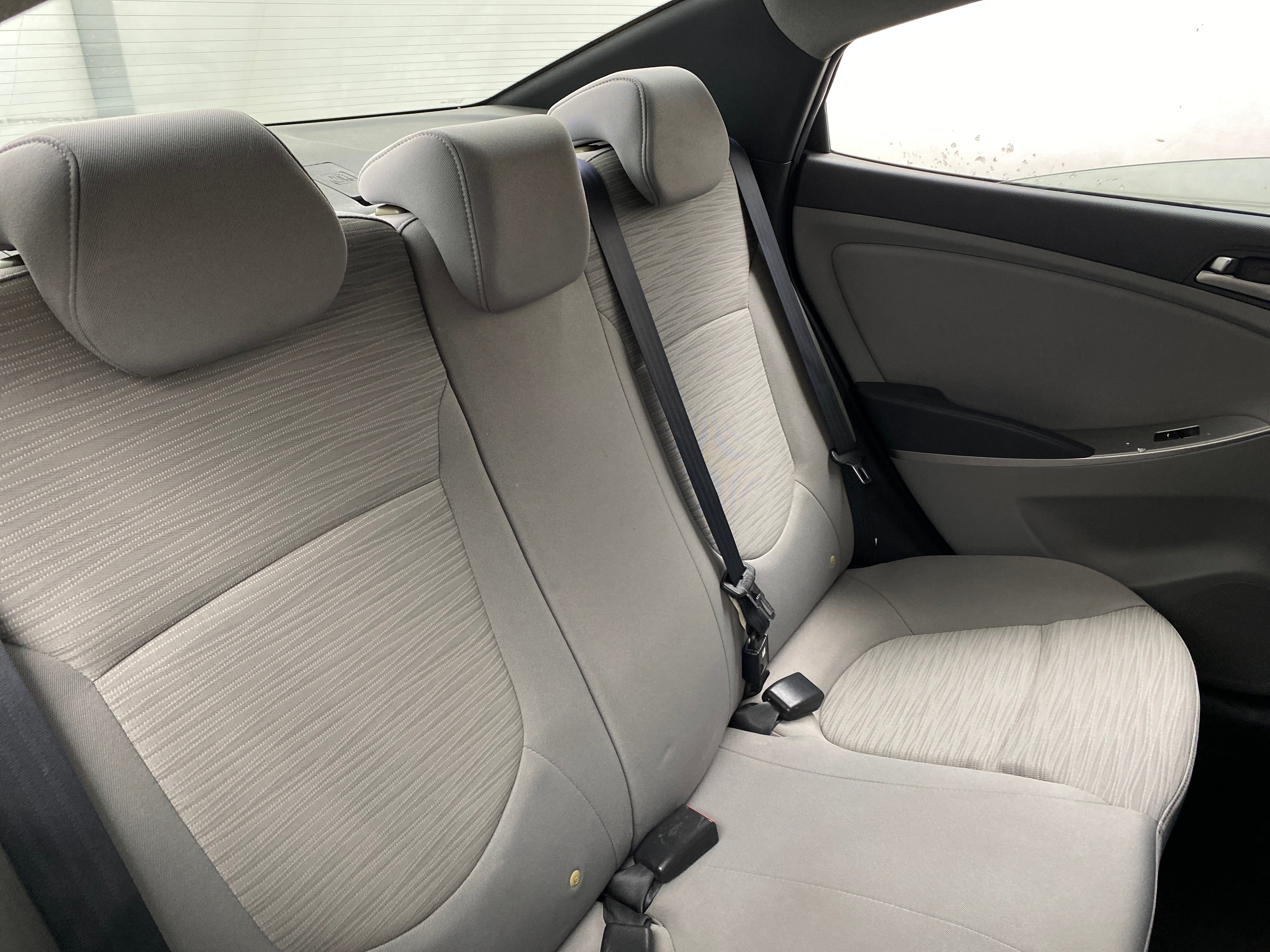 2017 Hyundai Accent SE 6
