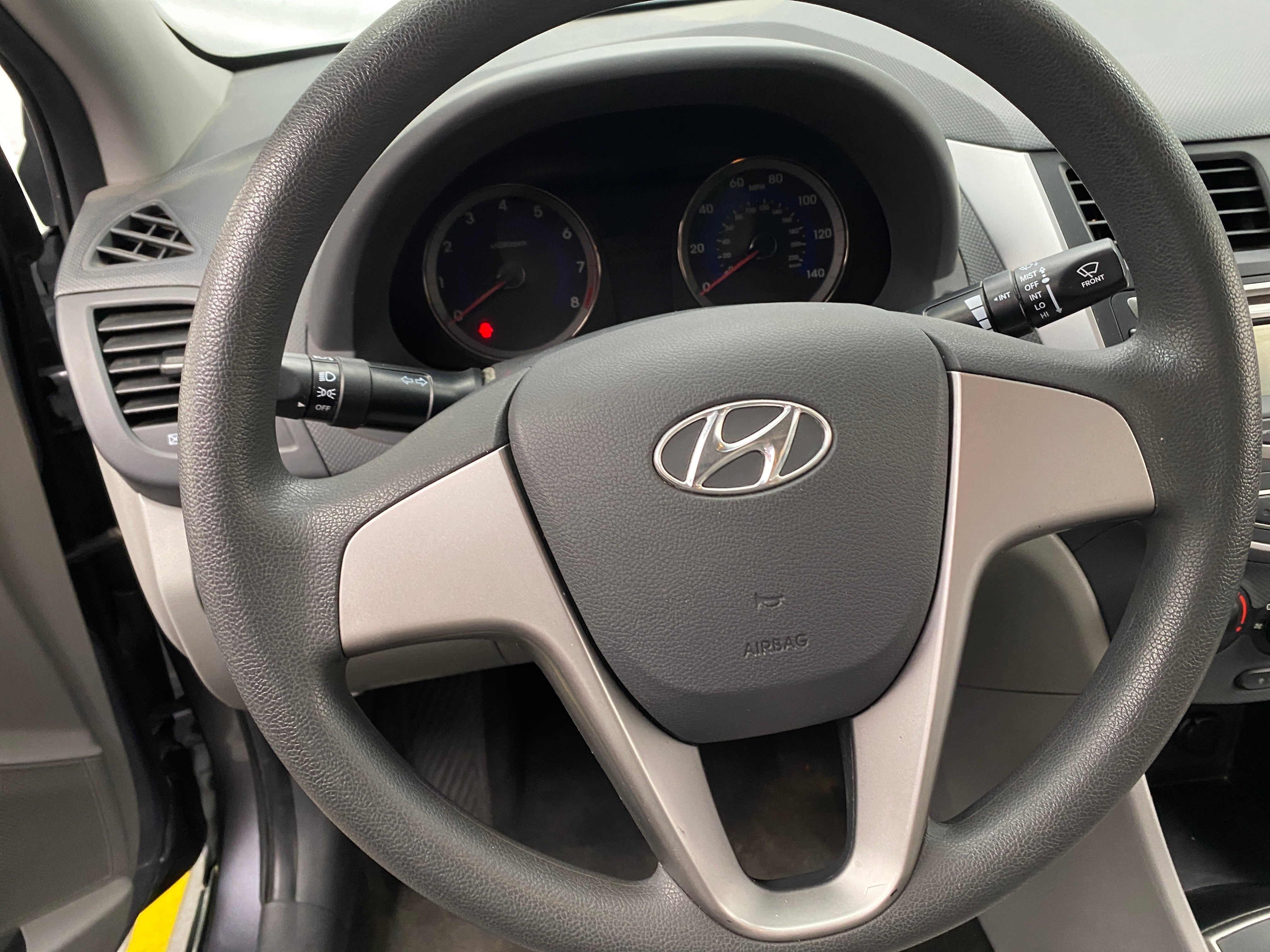 2017 Hyundai Accent SE 5