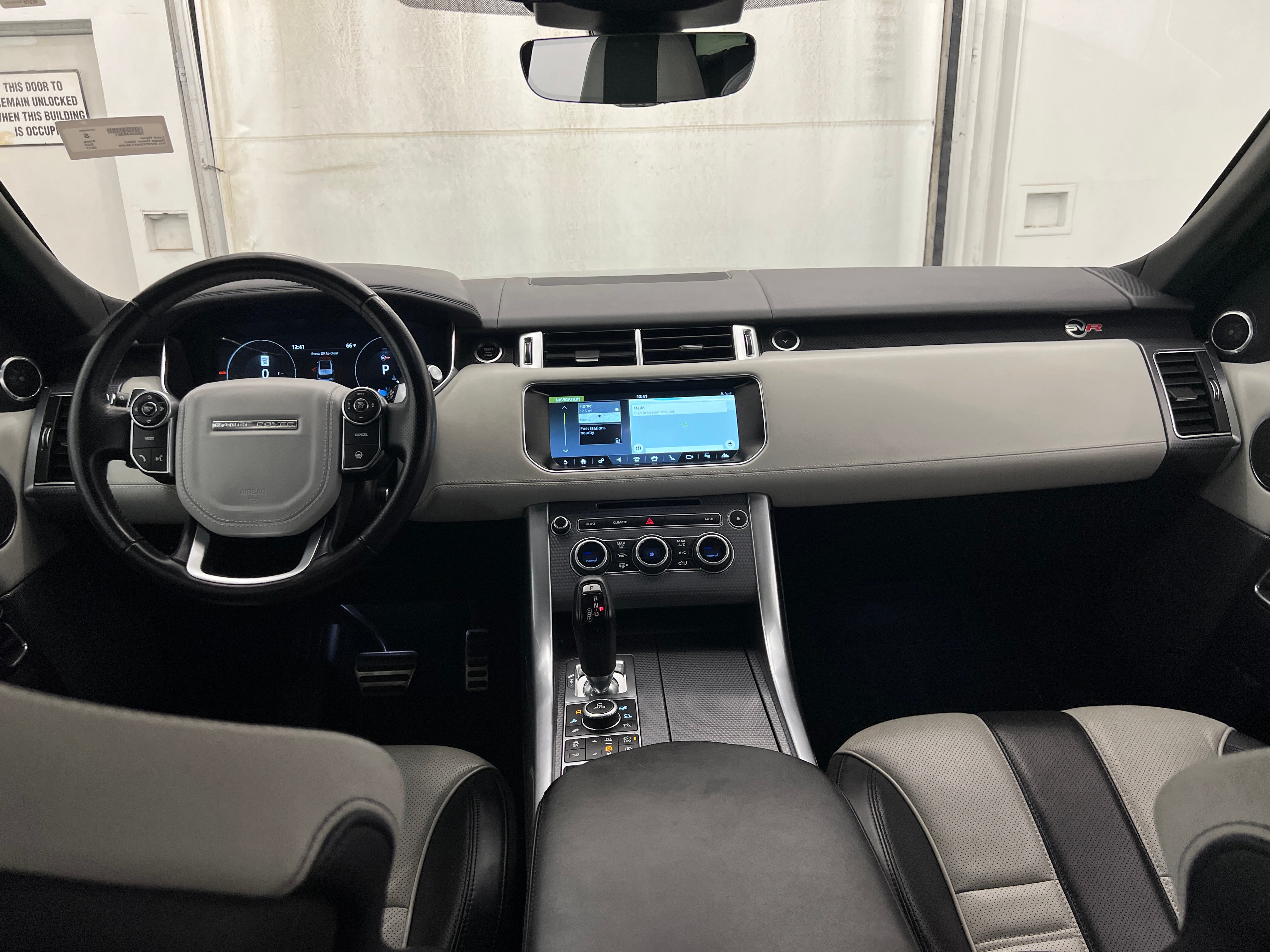 2017 Land Rover Range Rover Sport SVR 2