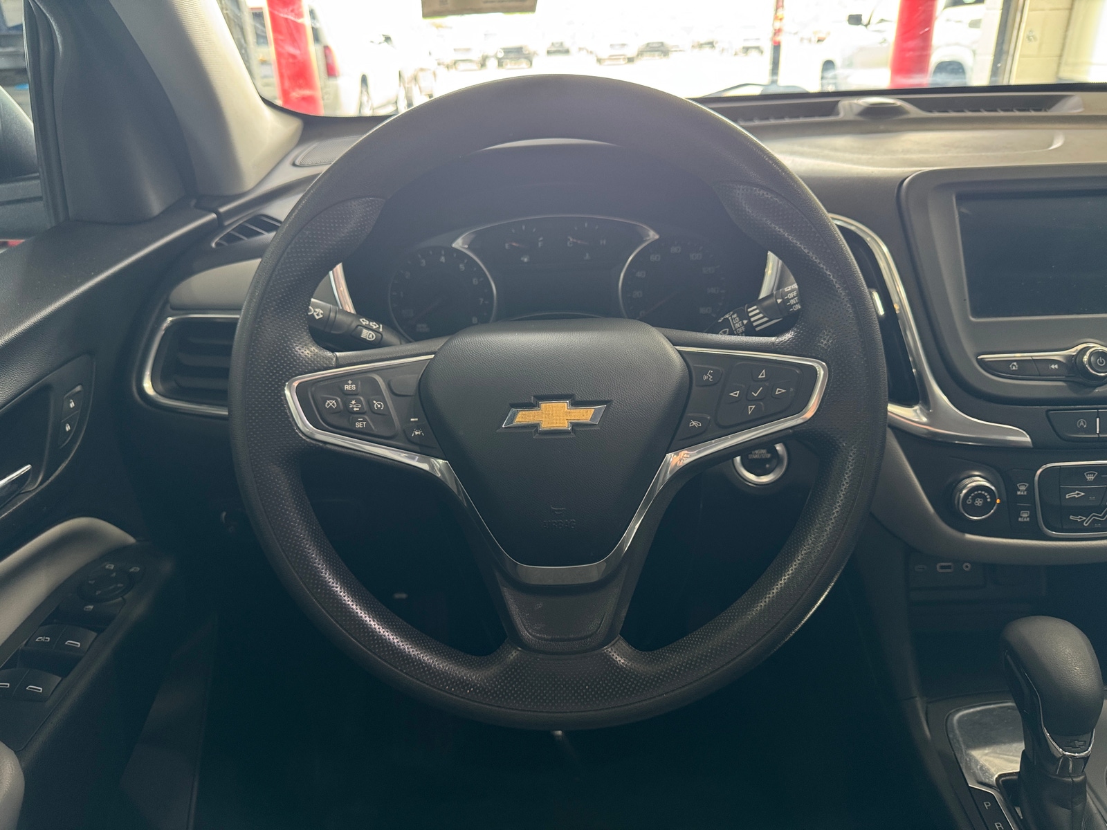 Thumbnail: 2022 Chevrolet Equinox - 5