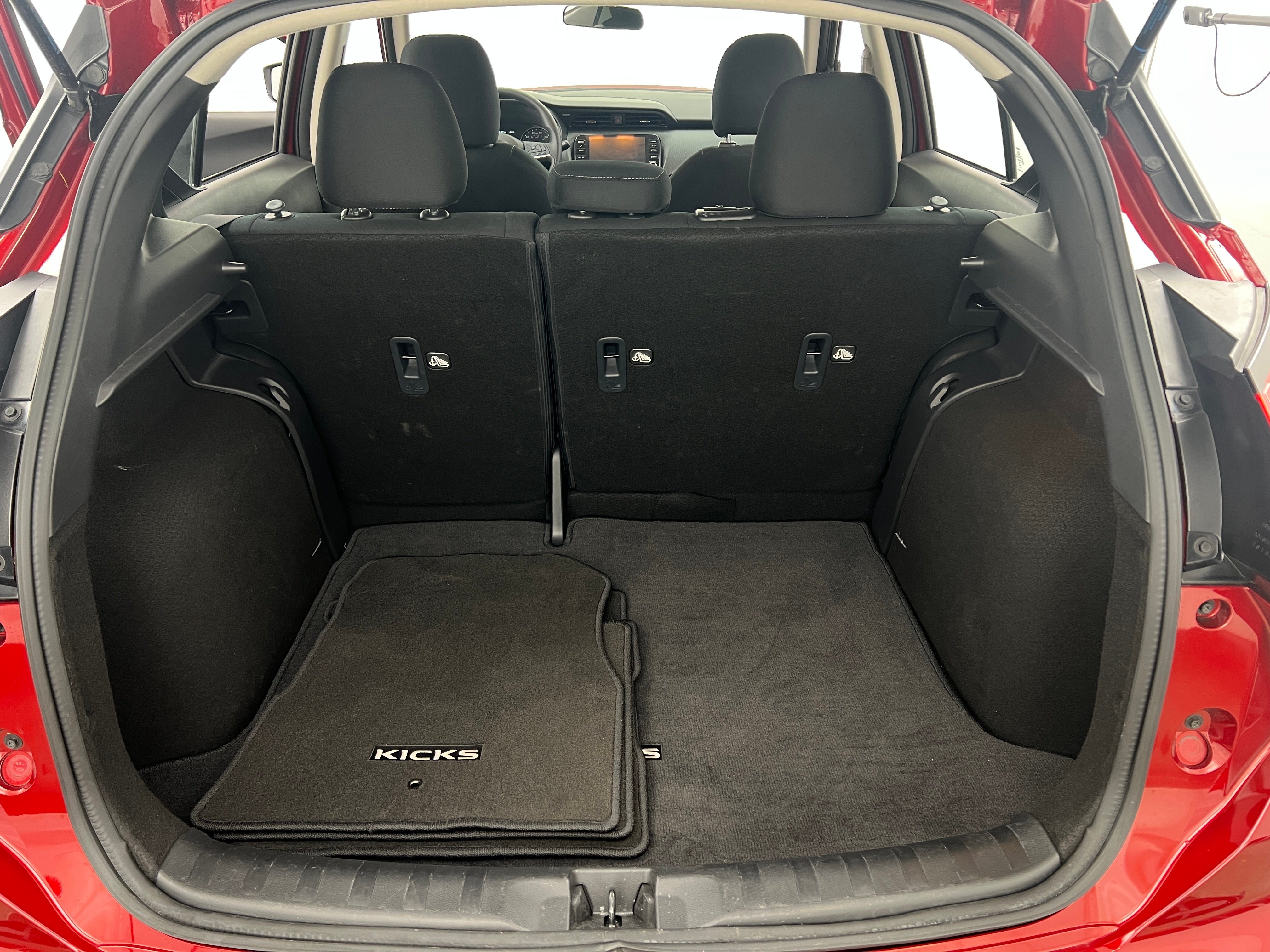 2024 Nissan Kicks SV 7