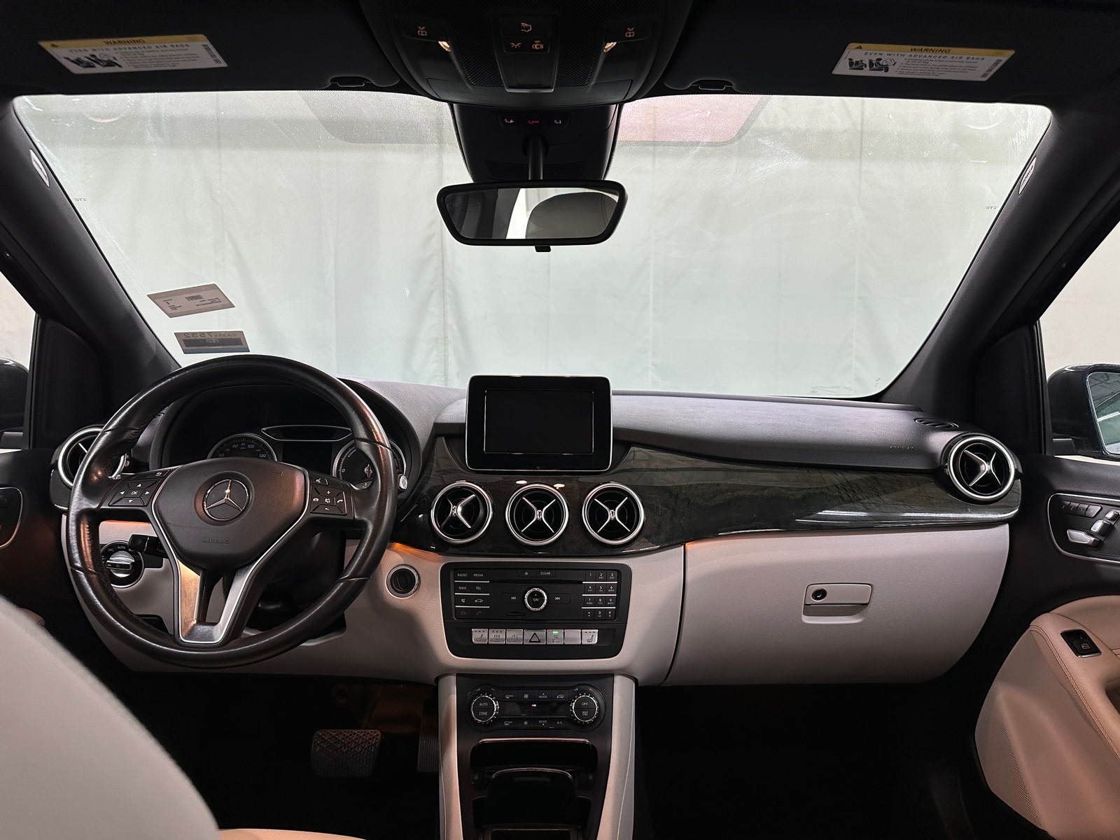 Thumbnail: 2017 Mercedes-Benz B-Class - 2
