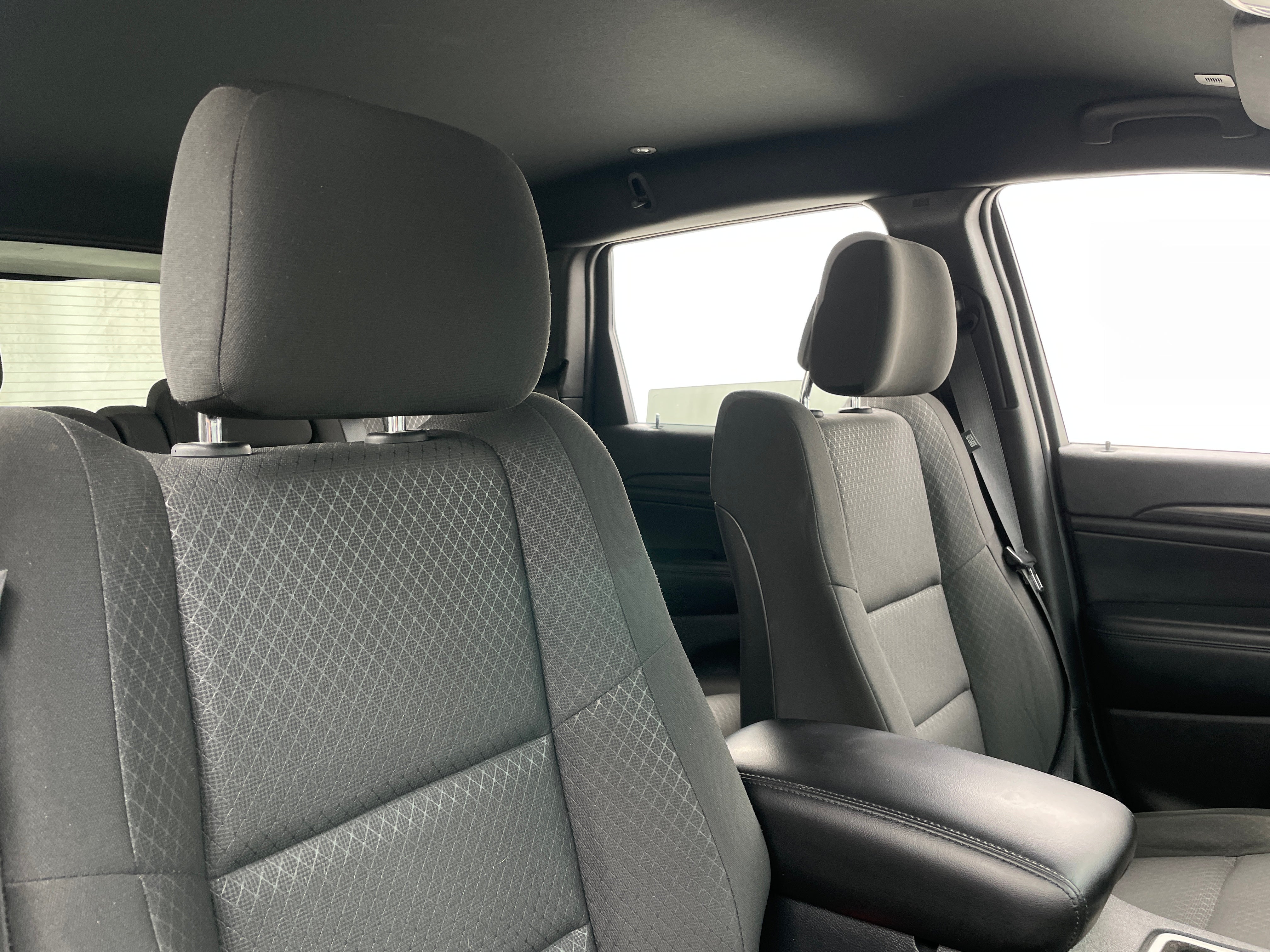 2019 Jeep Grand Cherokee Laredo 2