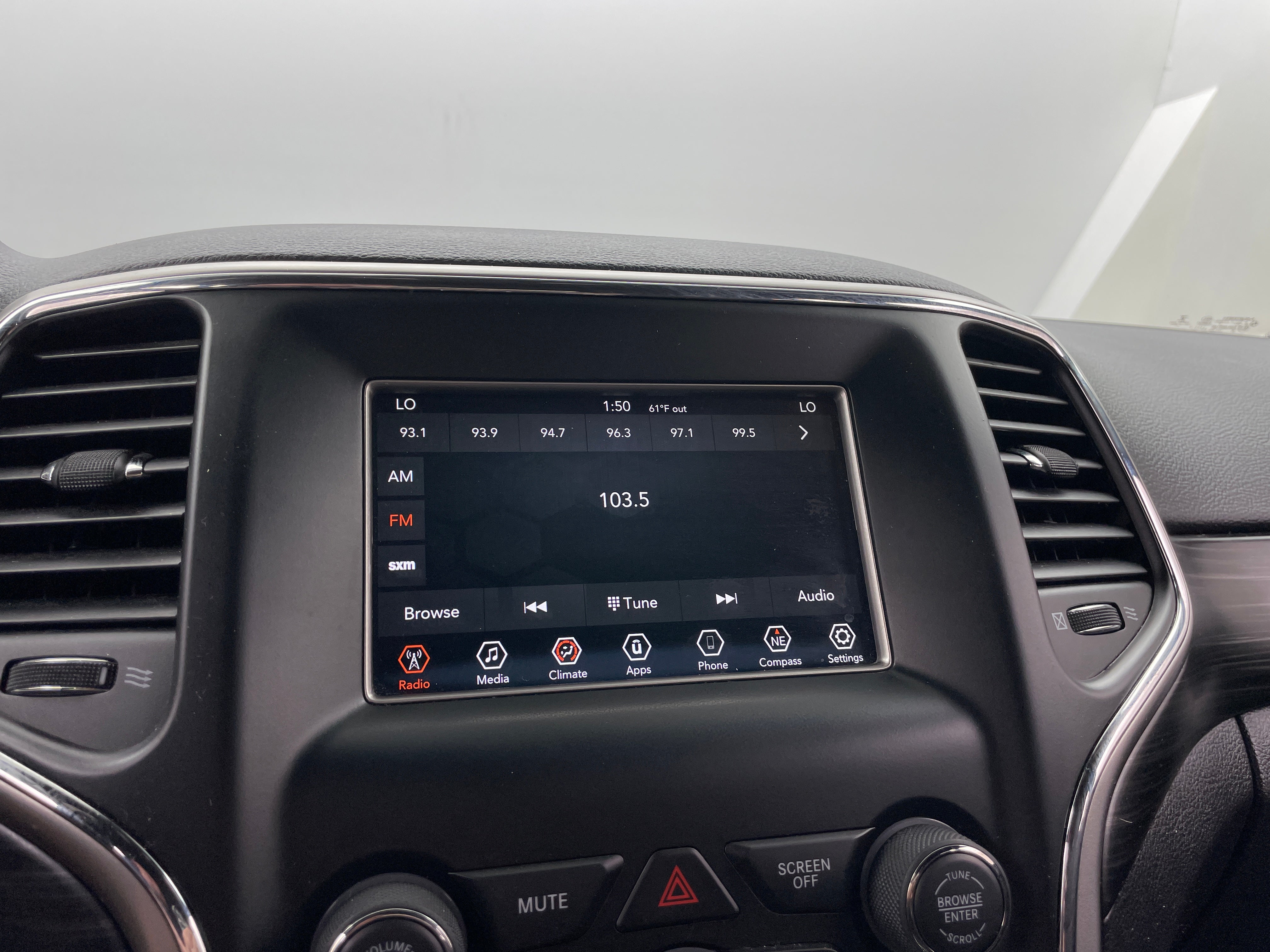 2019 Jeep Grand Cherokee Laredo 4