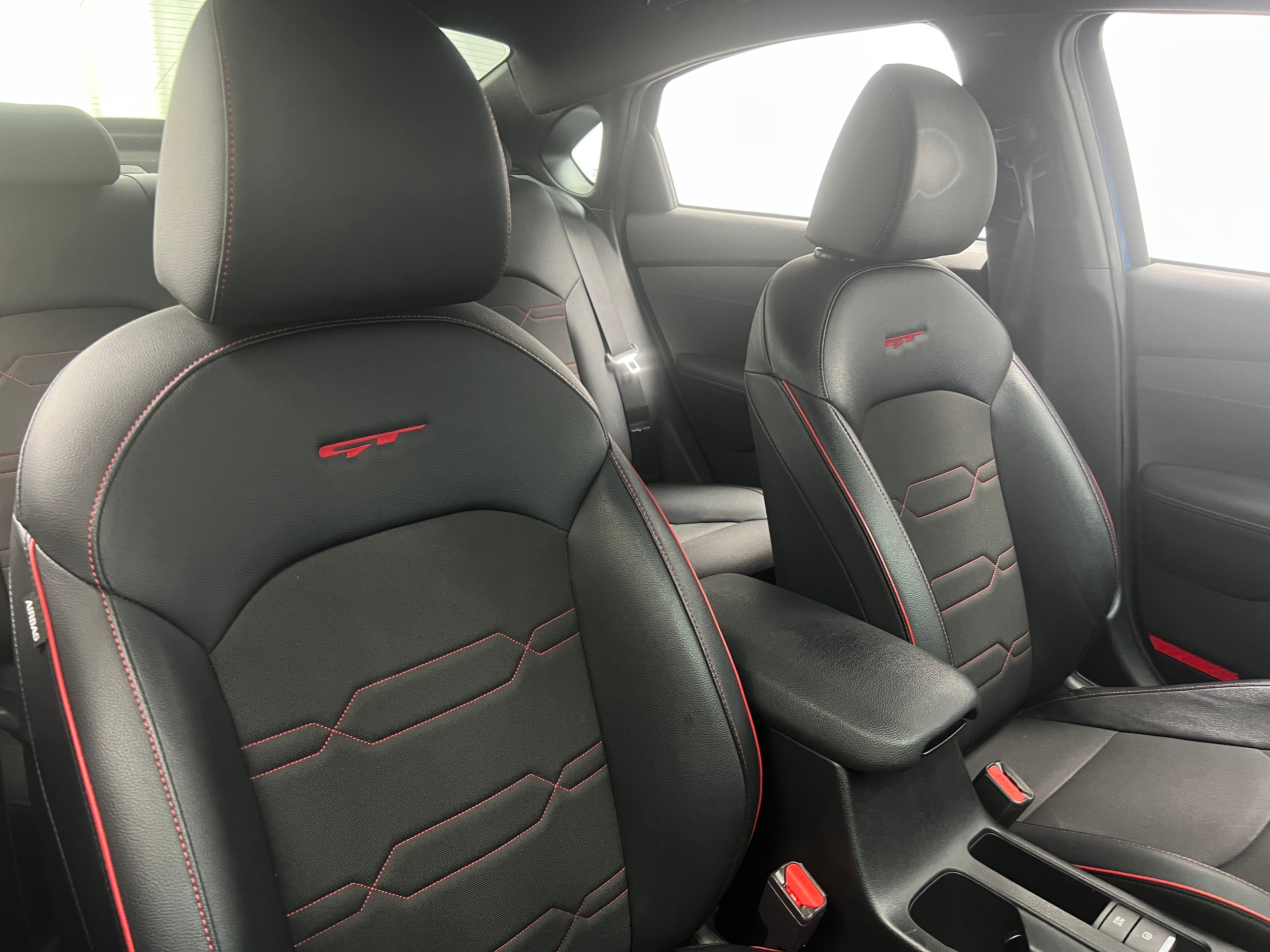 2023 Kia Forte GT 2