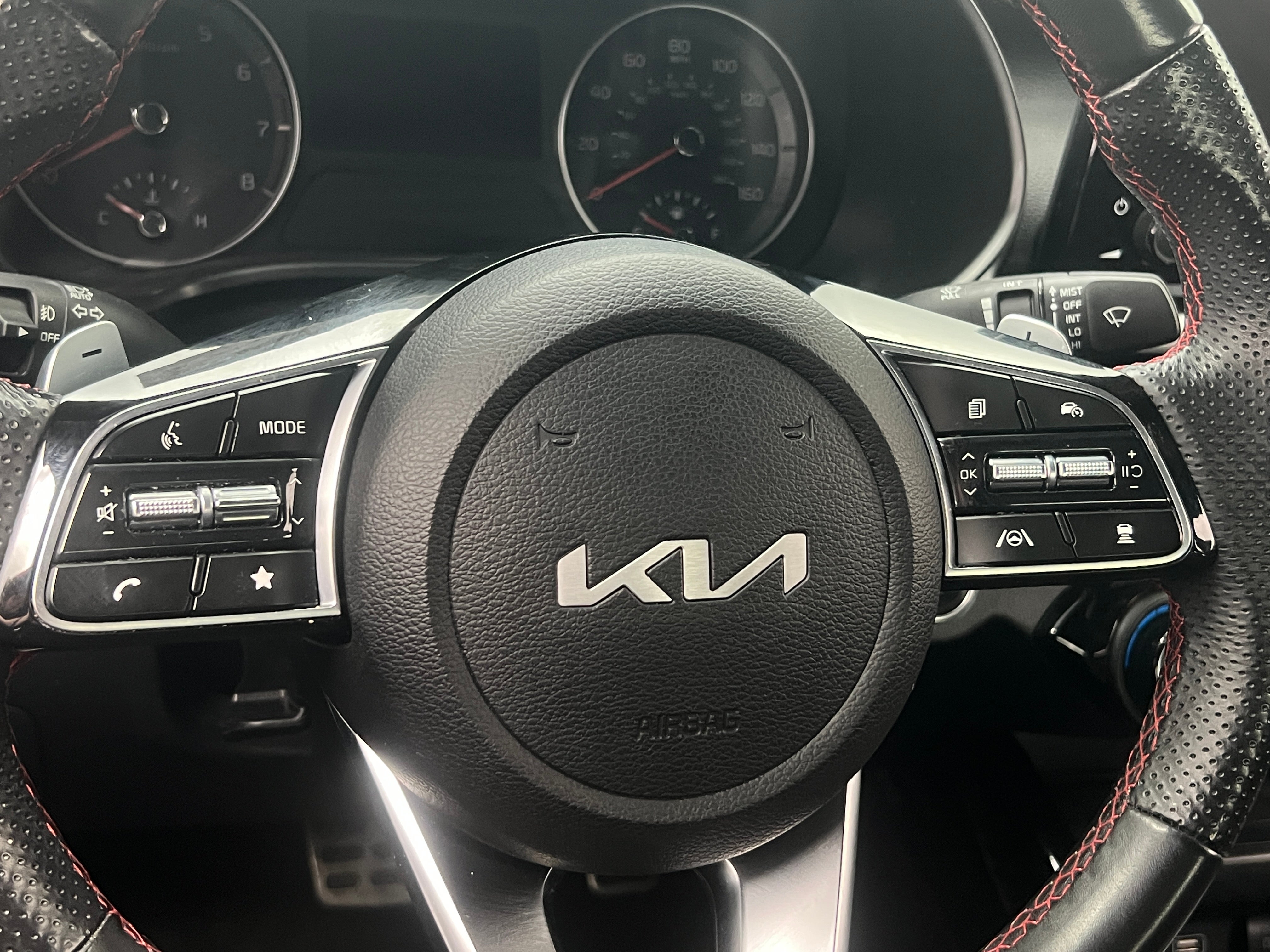 2023 Kia Forte GT 5