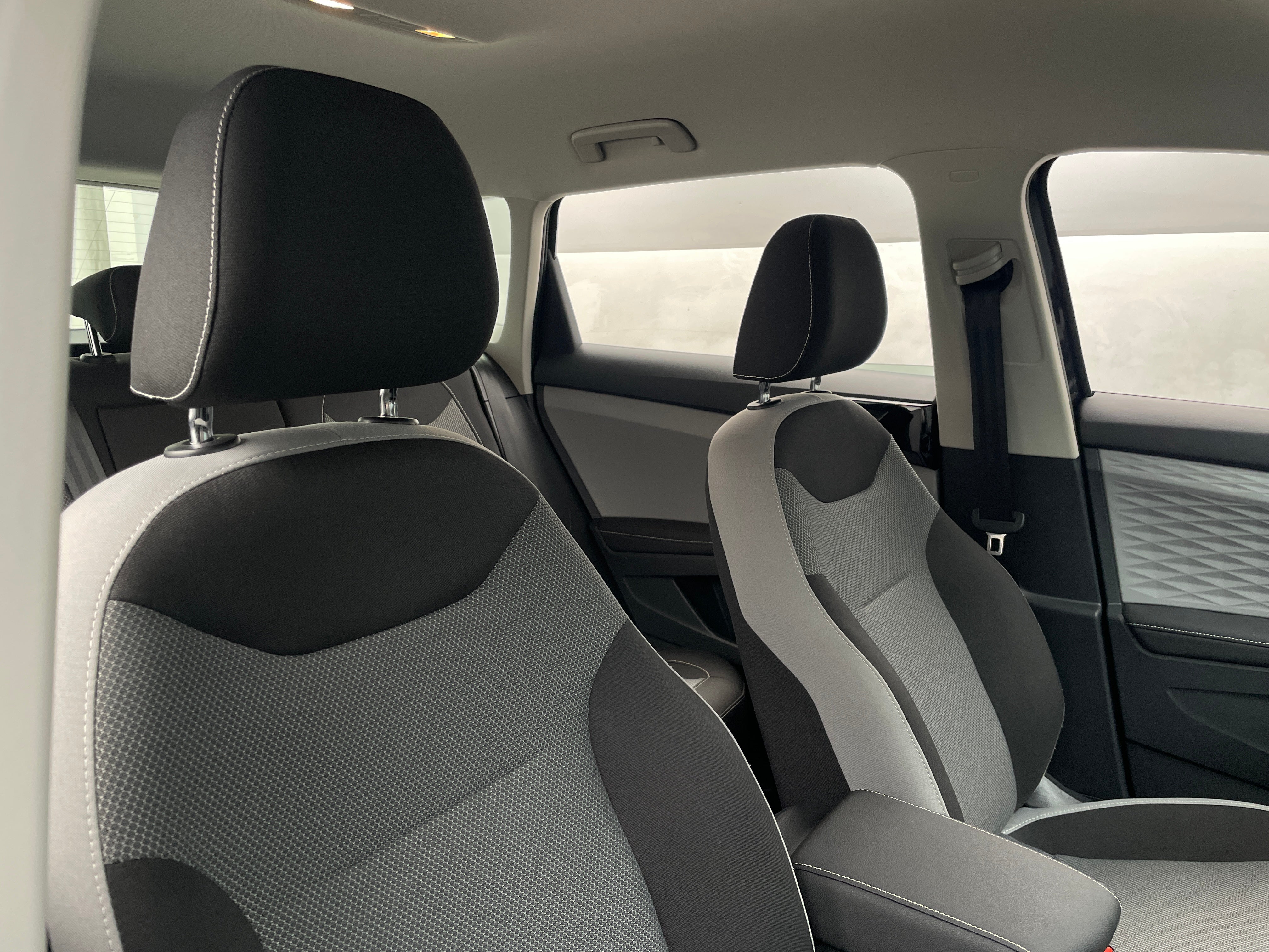 2024 Volkswagen Taos S 2