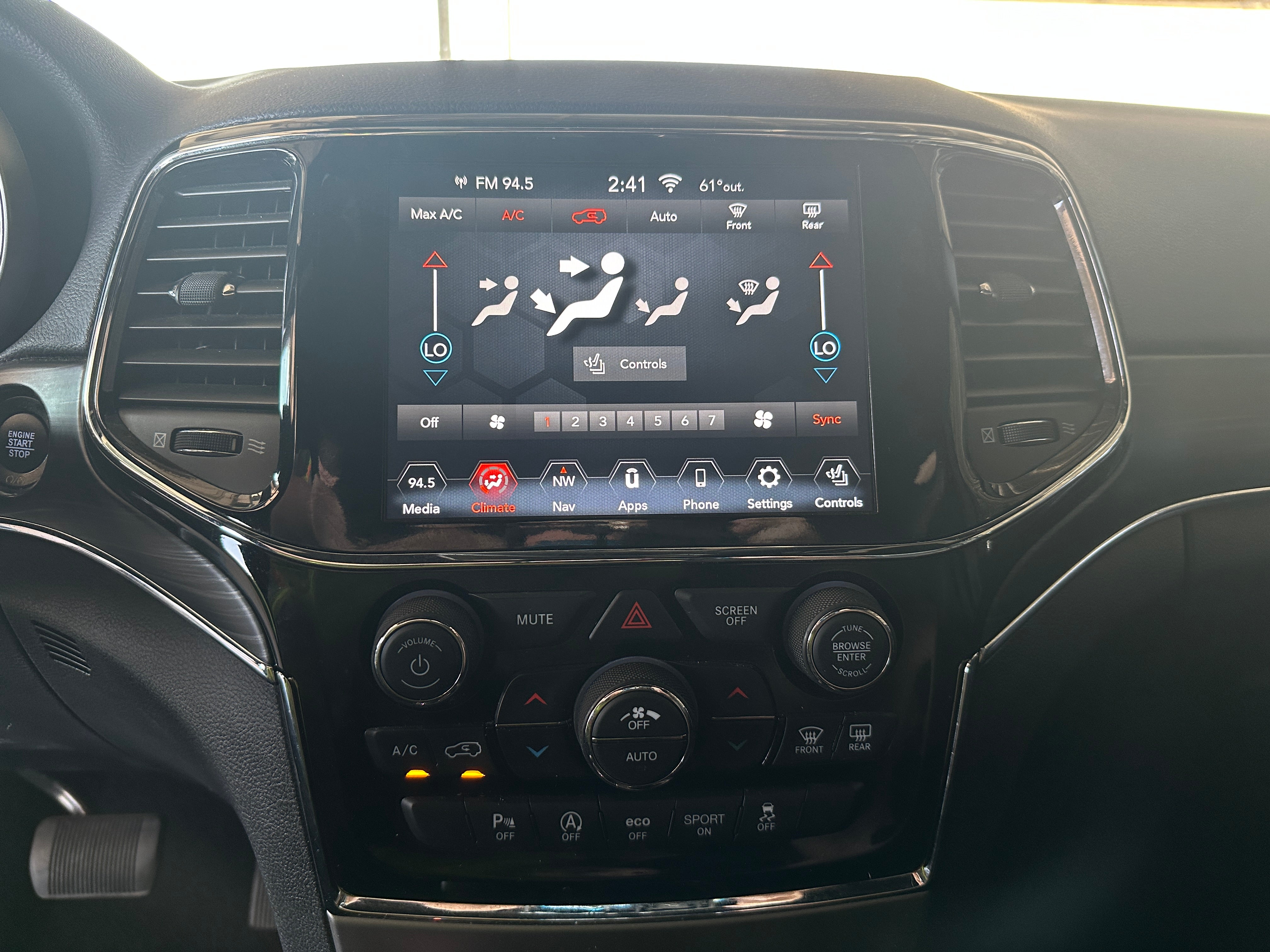 2020 Jeep Grand Cherokee Limited Edition 4