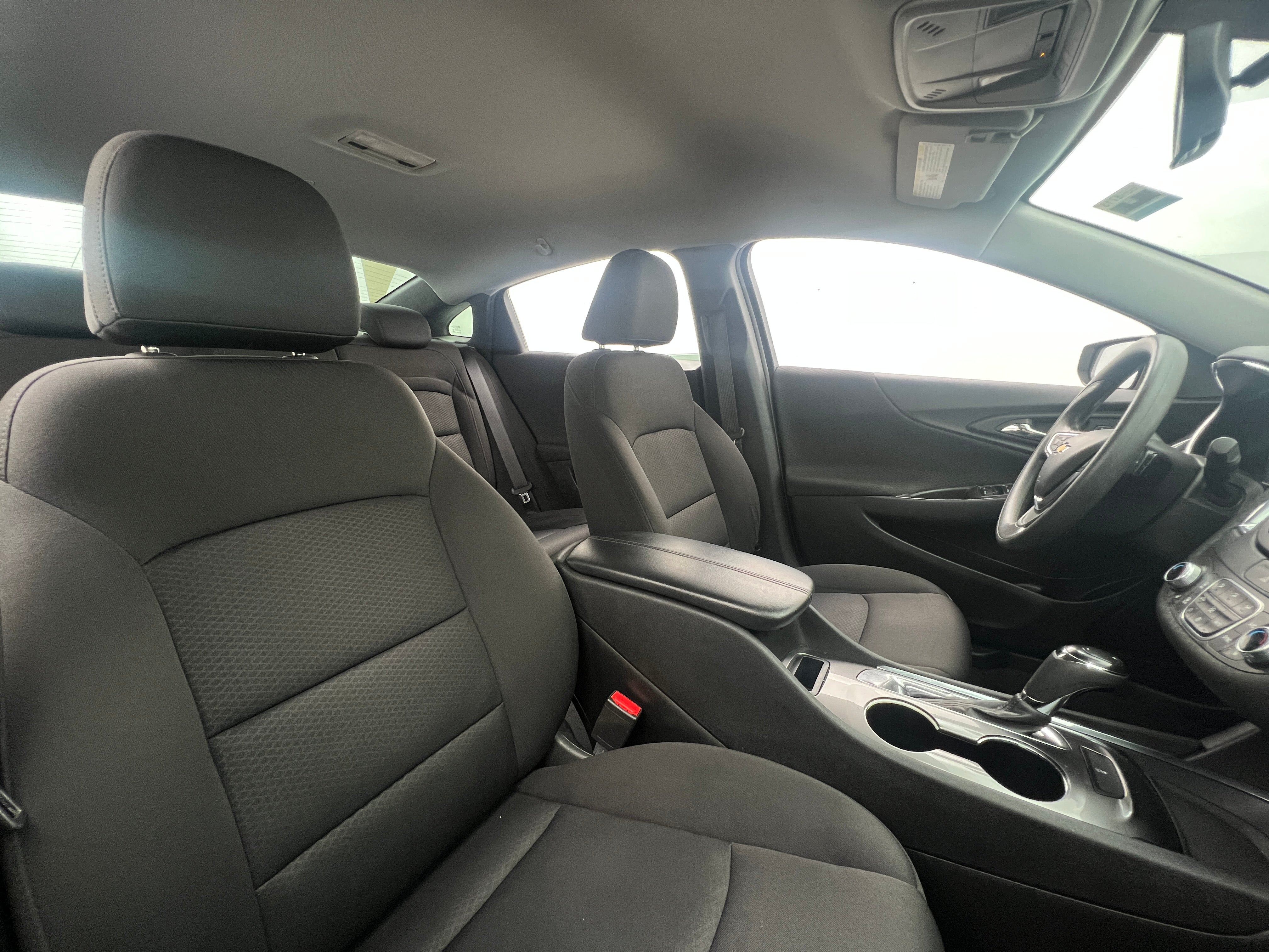 2019 Chevrolet Malibu LT 2