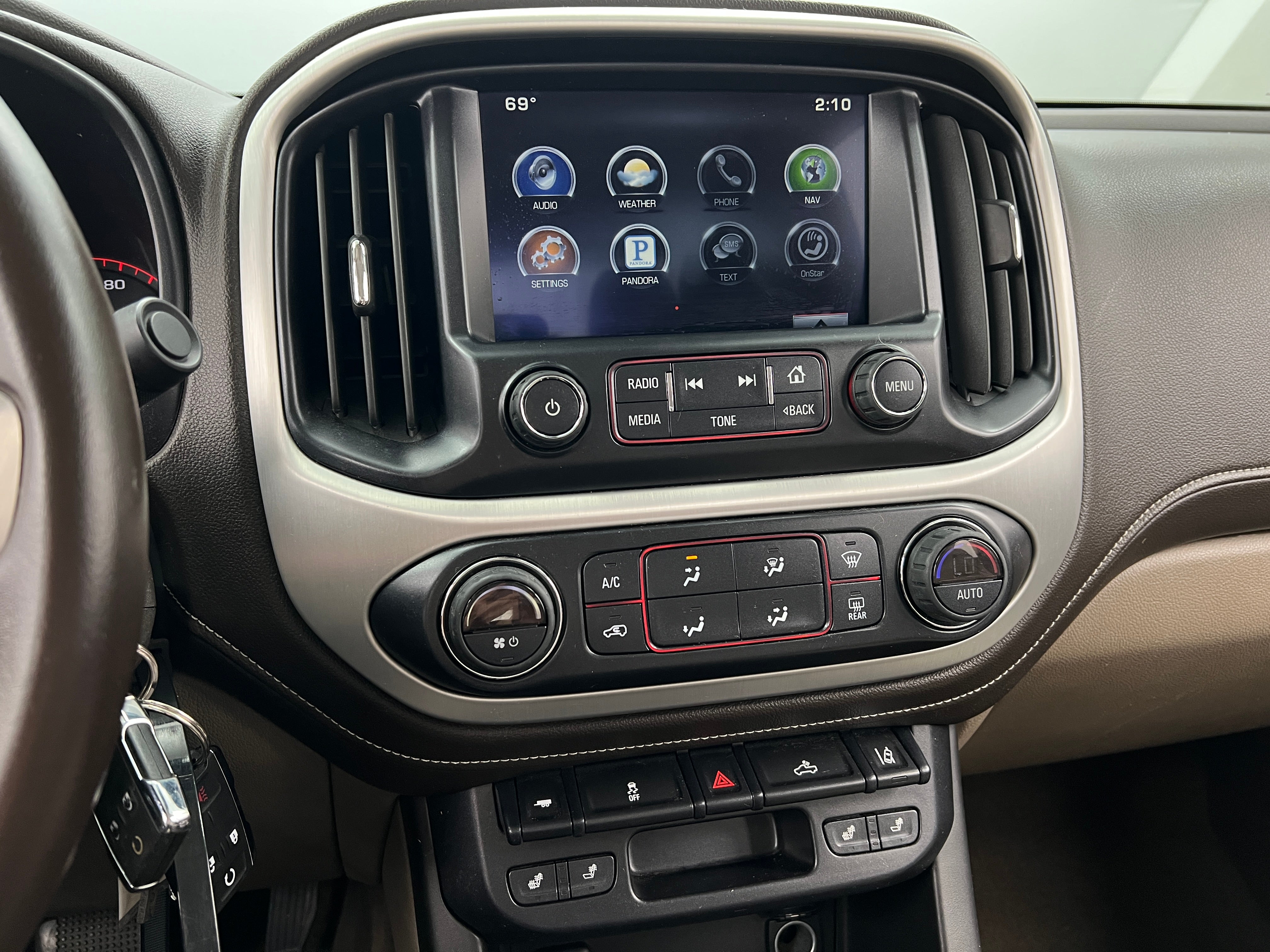 2015 GMC Canyon SLT 3