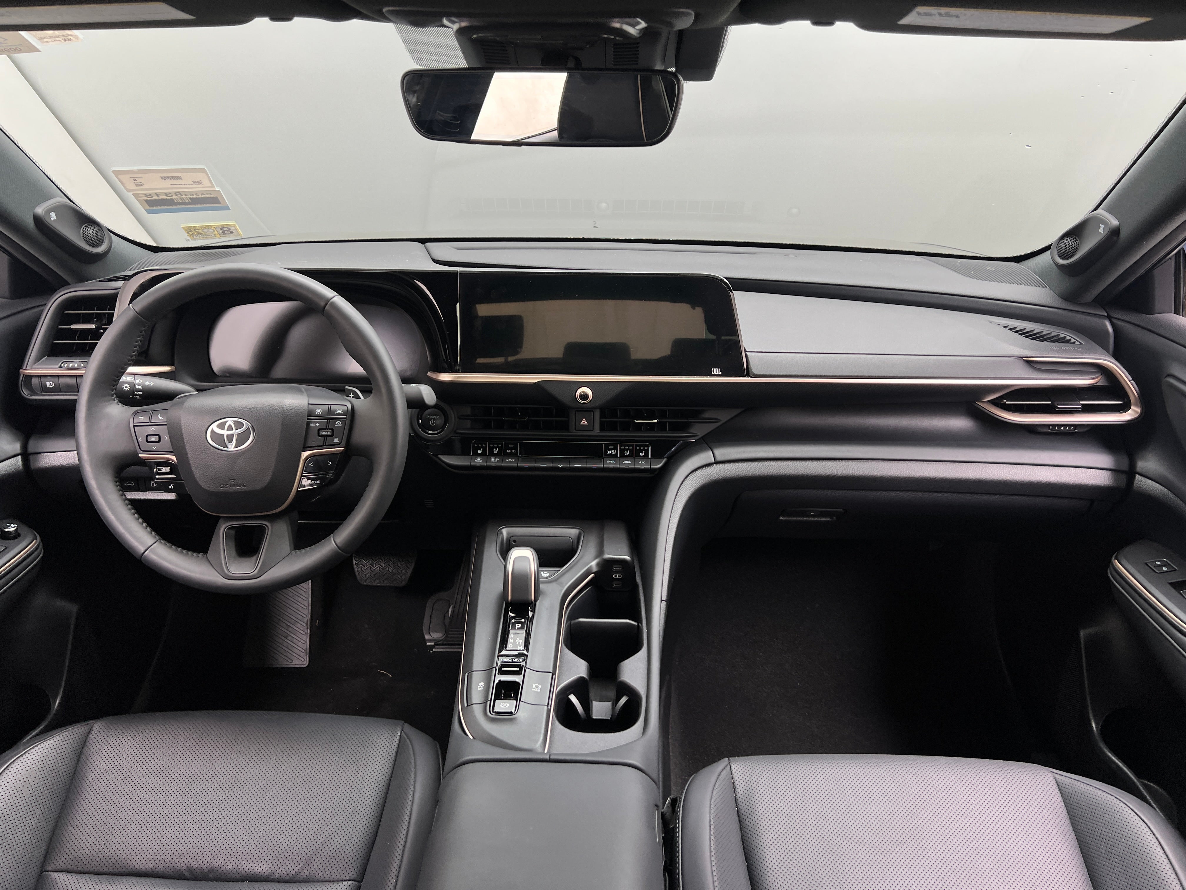 2023 Toyota Crown Platinum 3