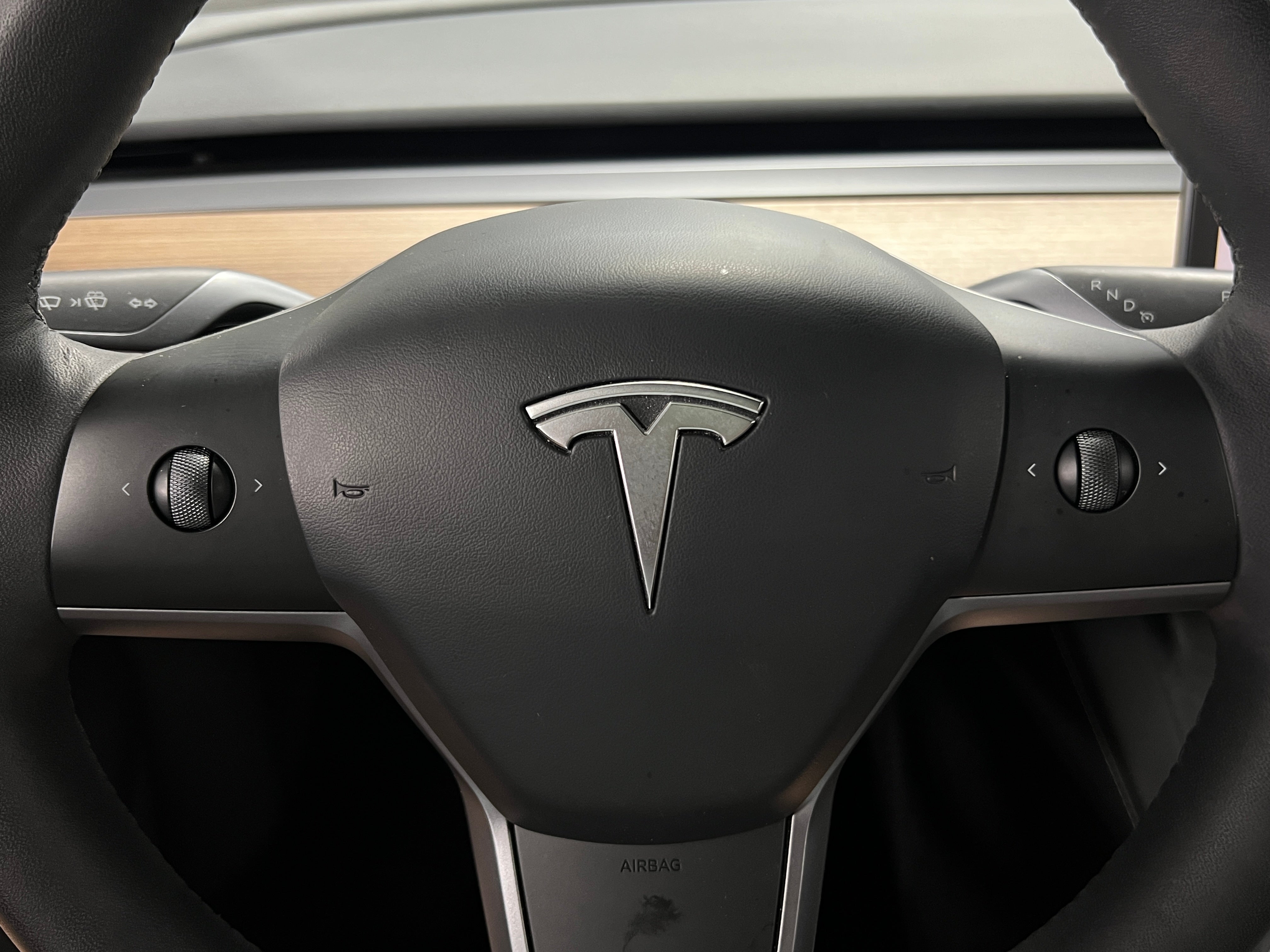 2023 Tesla Model Y Long Range 4