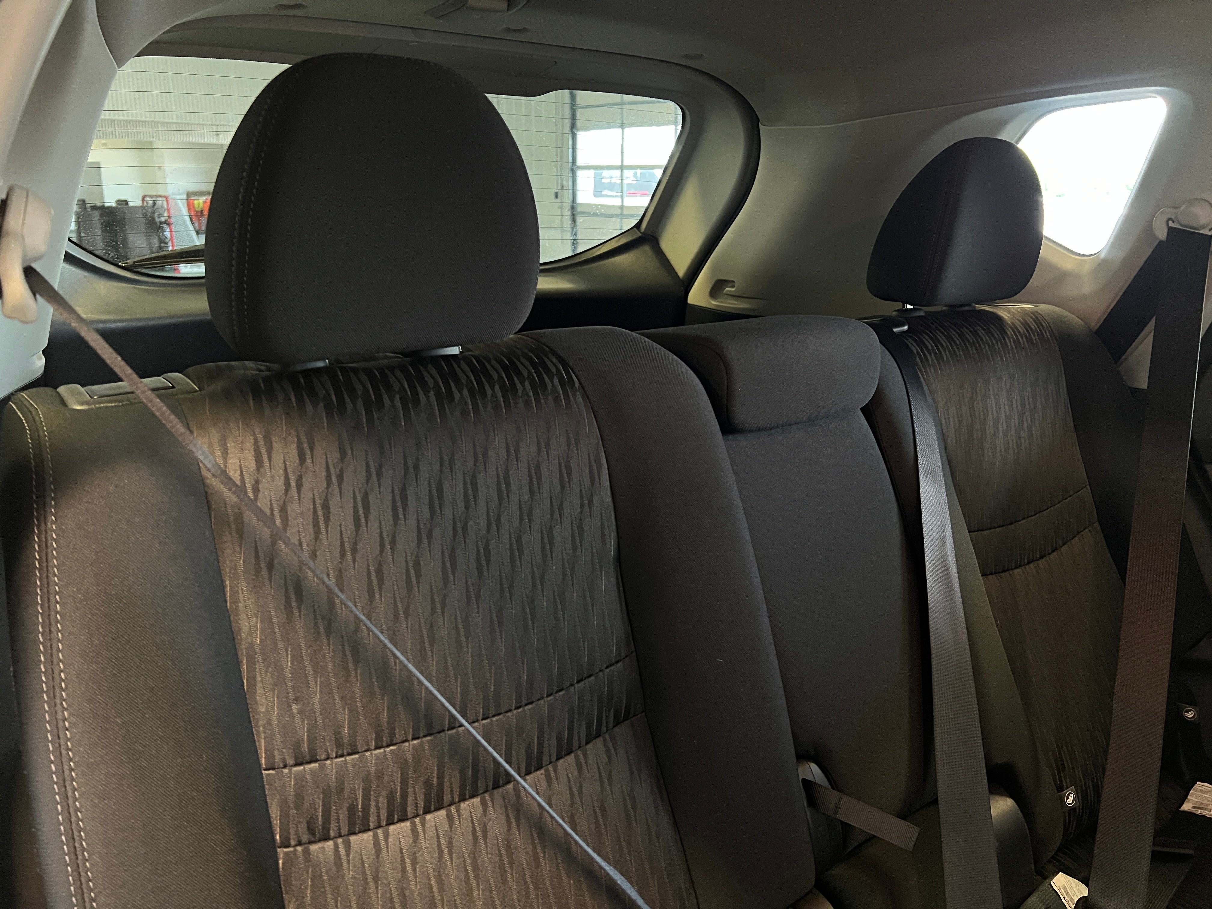 2018 Nissan Rogue SV 6